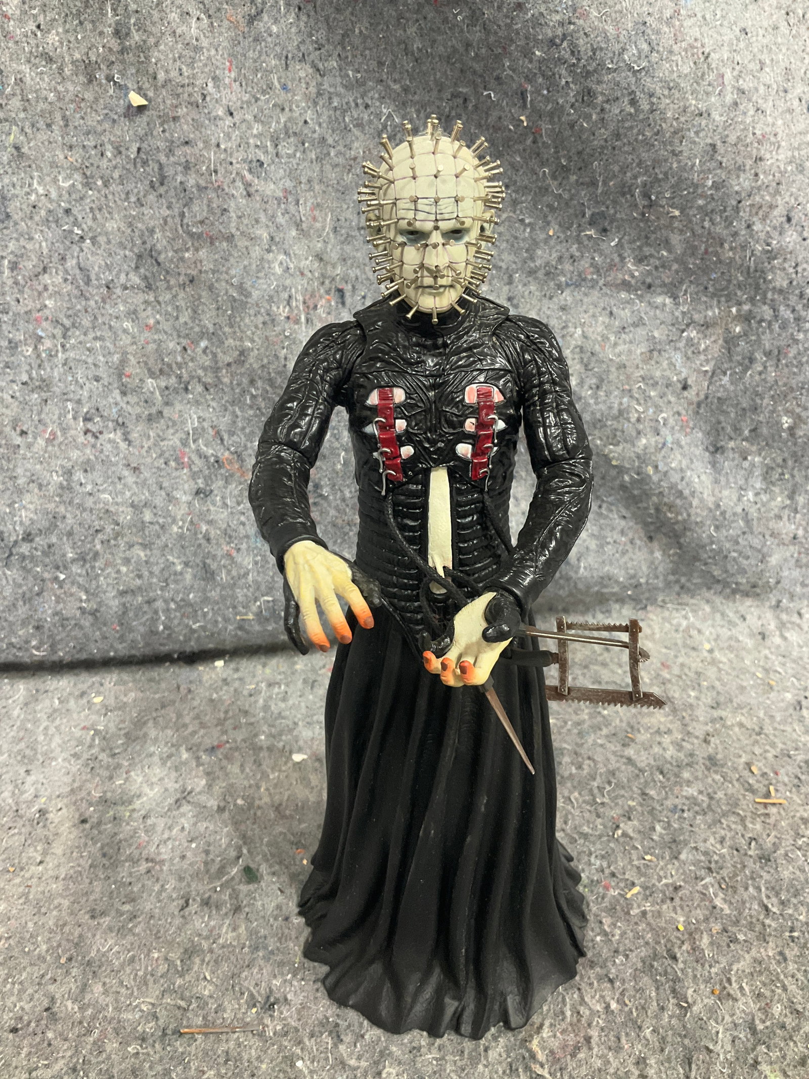 Hellraiser ultimate pinhead action figure(12.5in tall): Hellraiser ultimate pinhead action figure(12.5in tall)