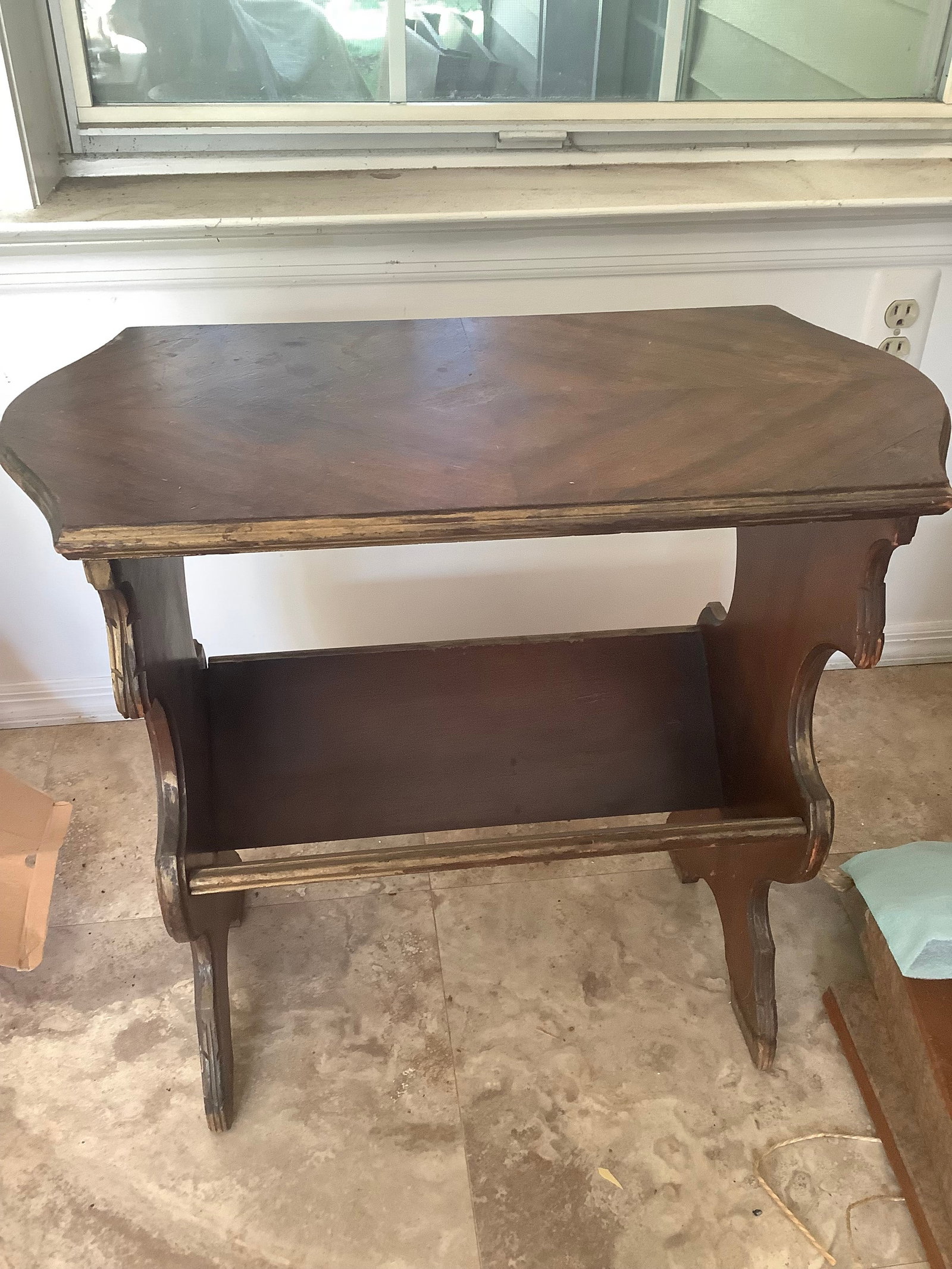 Vintage wooden magazine rack(22in tall) (1 of 1)