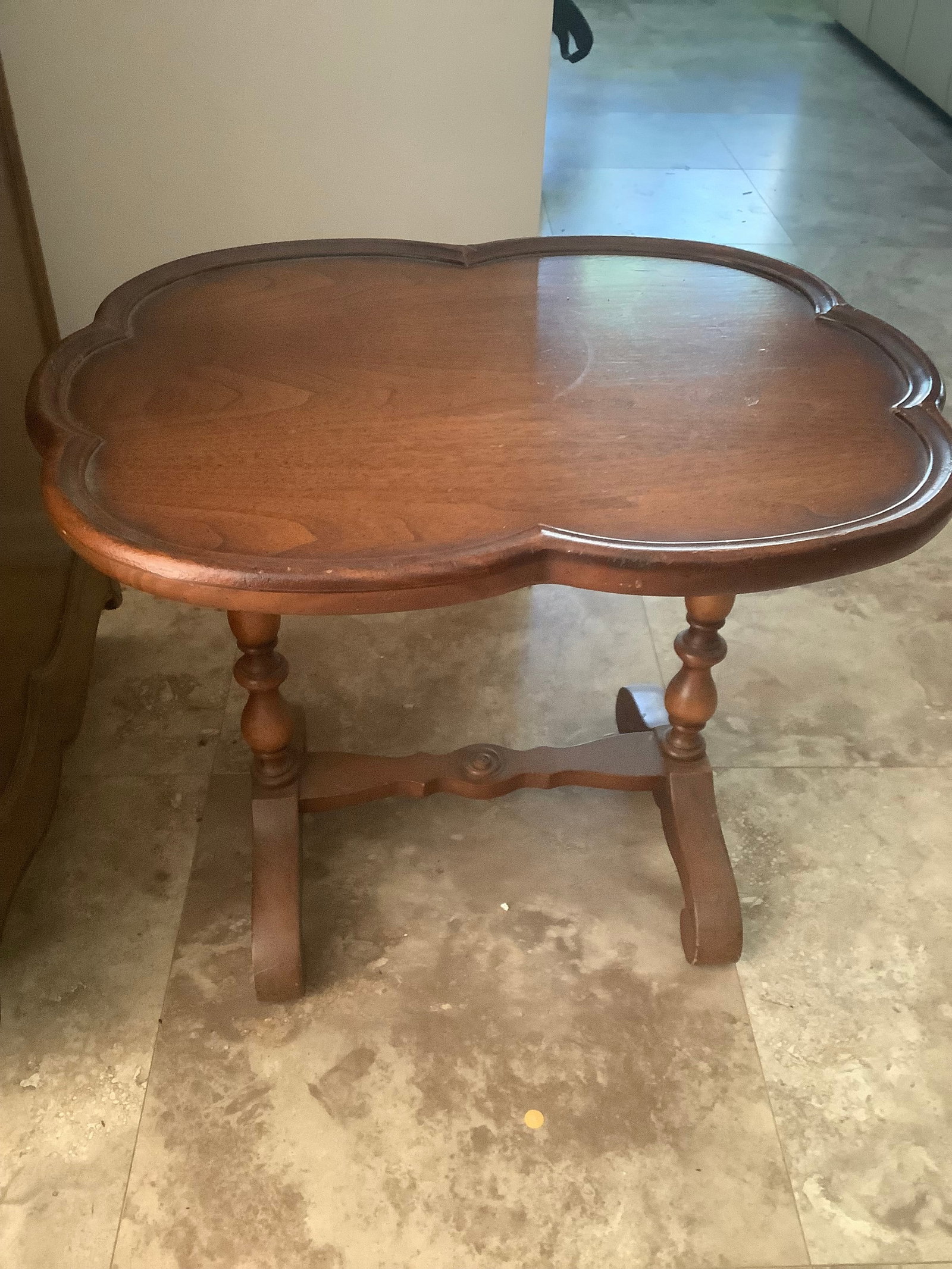 Vintage wooden table(16in tall): Vintage wooden table(16in tall)