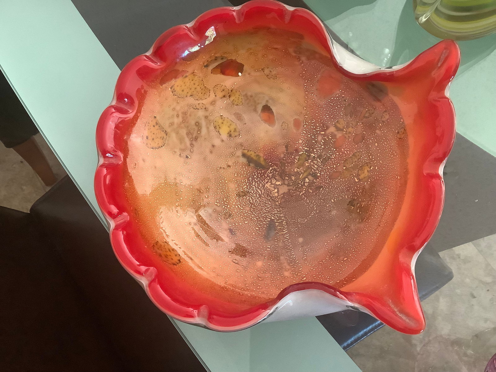 Italian art glass bowl: Italian art glass bowl
