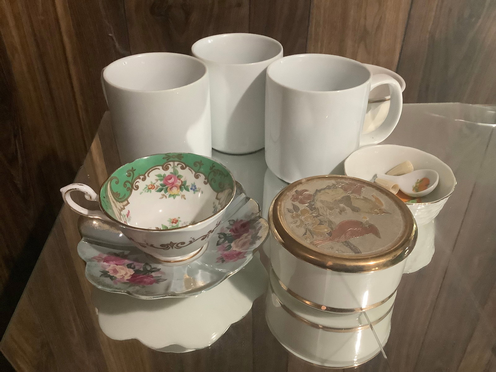 Trinket box, teacups, and more (1 of 1)