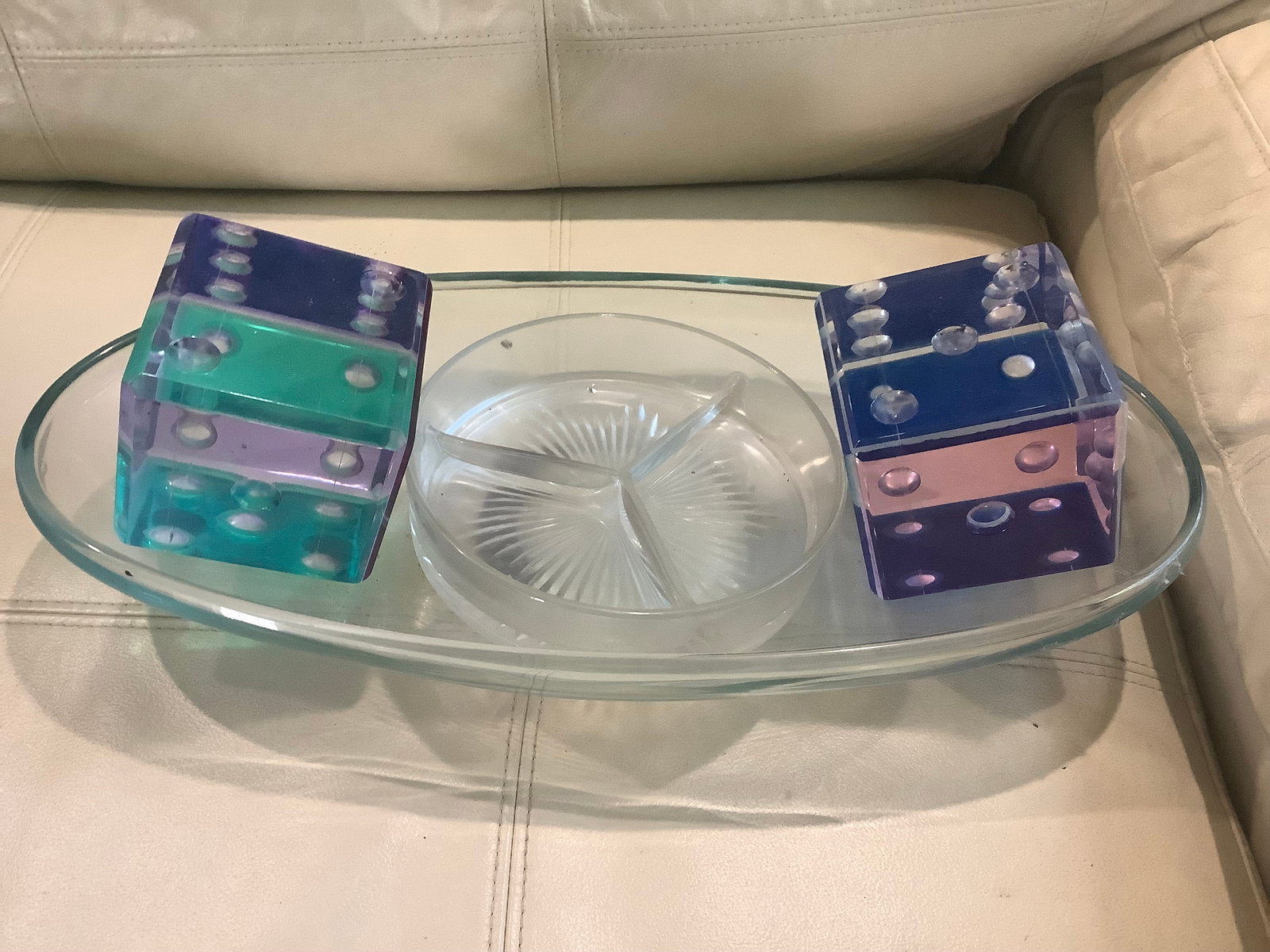 Heavy glass dice and more: Heavy glass dice and more