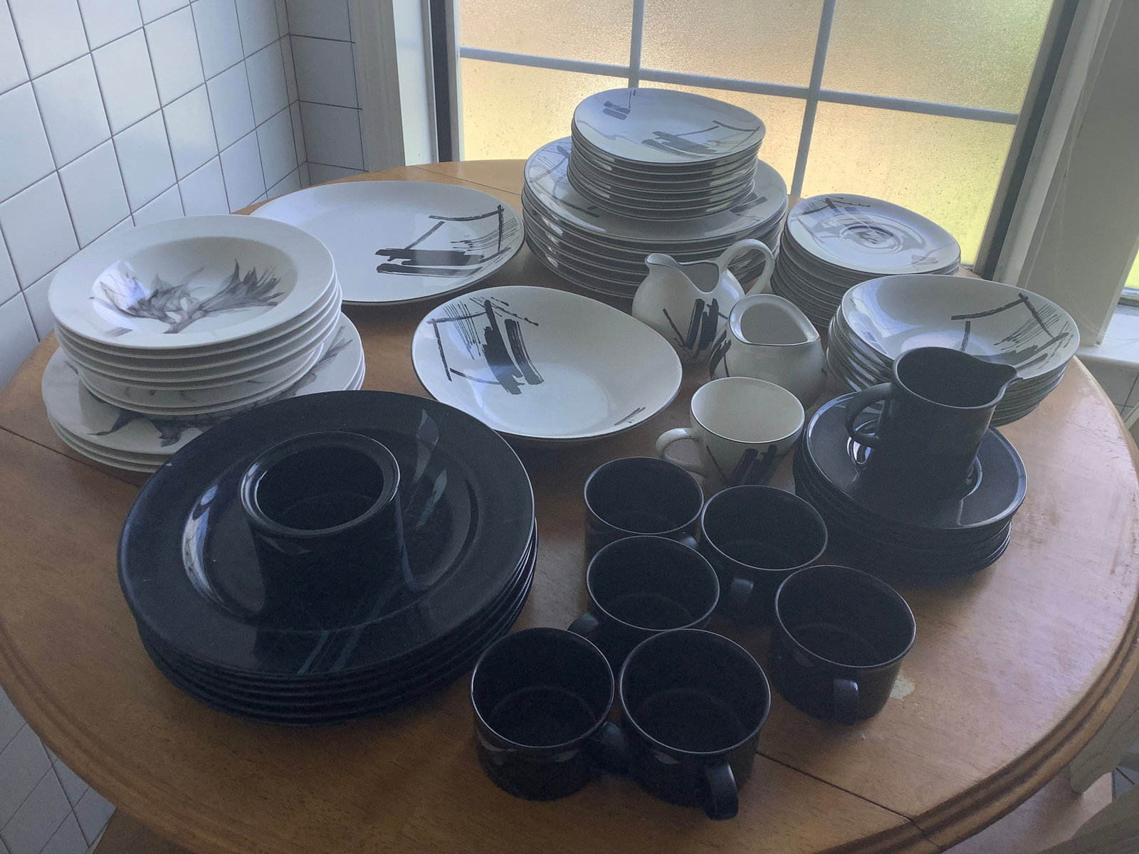MCM dish set: MCM dish set