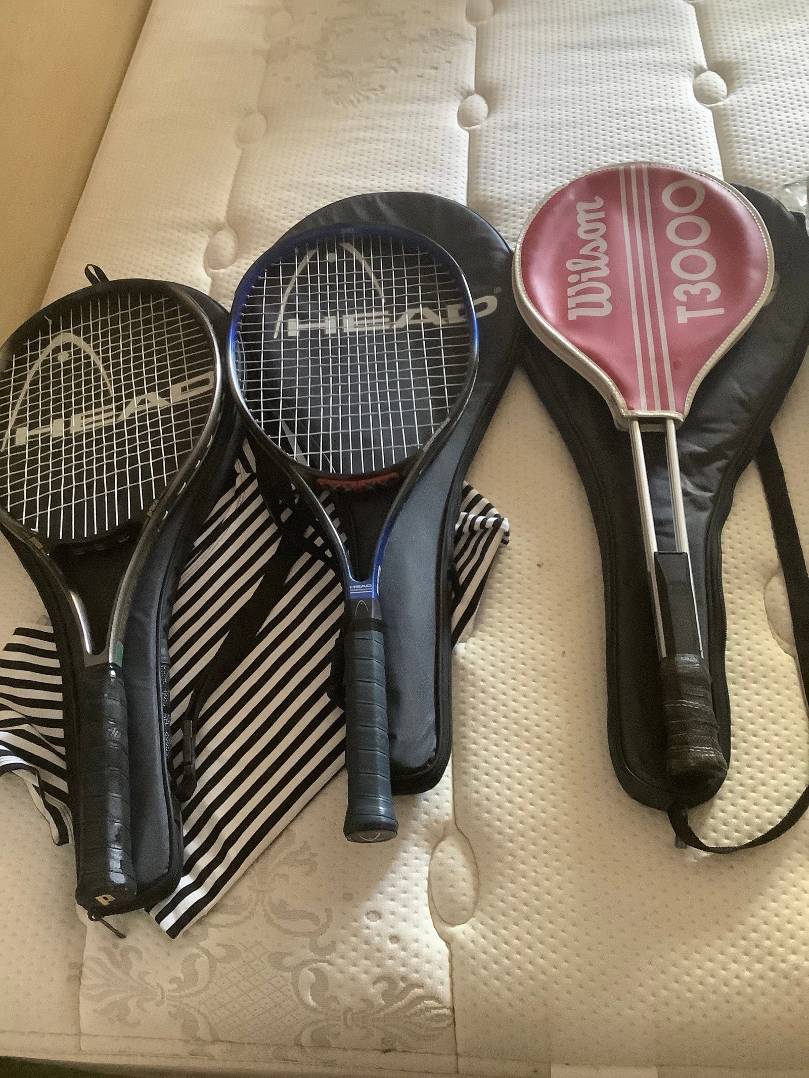 Tennis rackets(Wilson, Head, and more) (1 of 1)