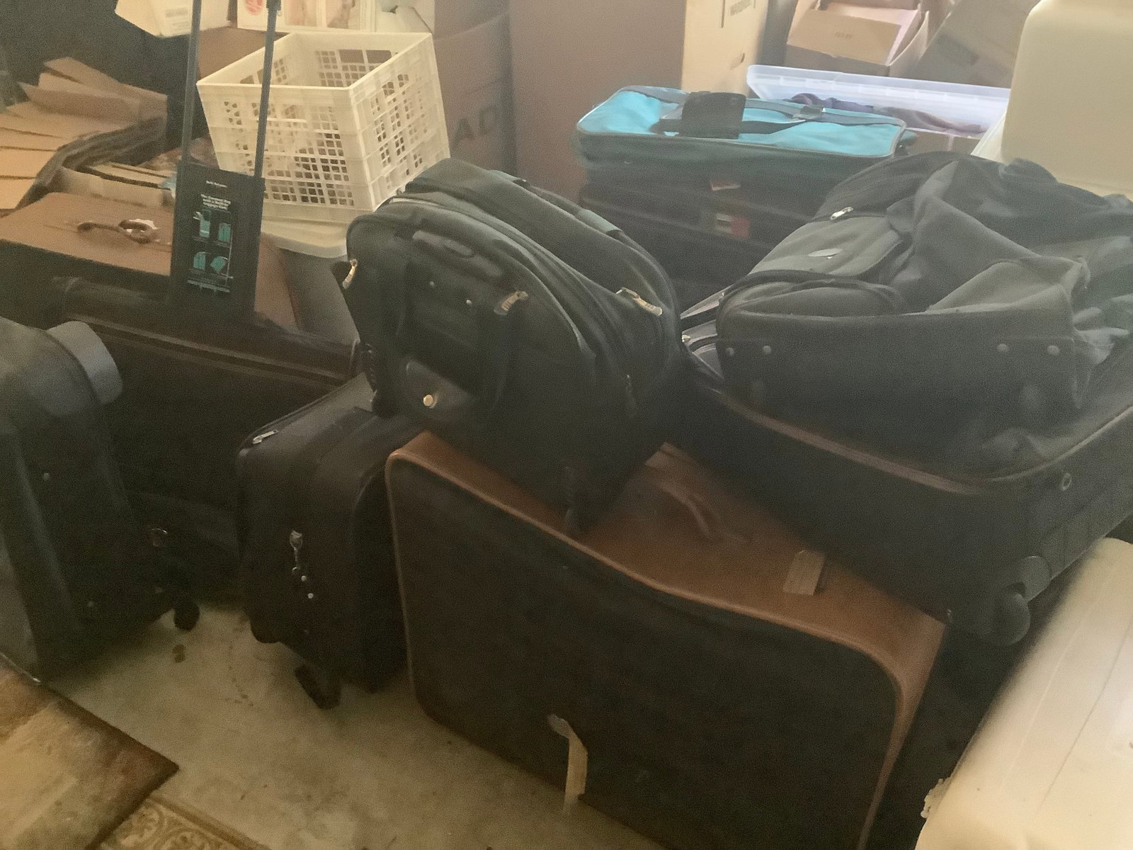 Vintage luggage bags/suitcases: Vintage luggage bags/suitcases