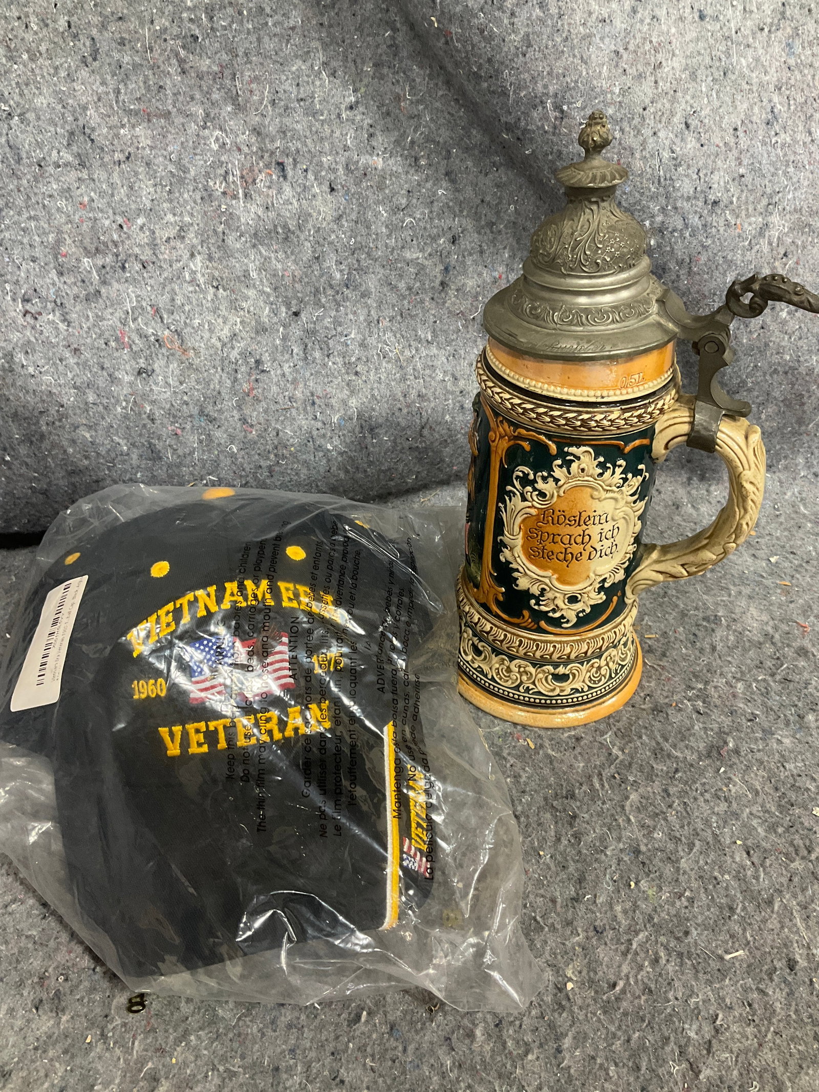 Hanmade stein(11in tall) and veteran hat: Hanmade stein(11in tall) and veteran hat