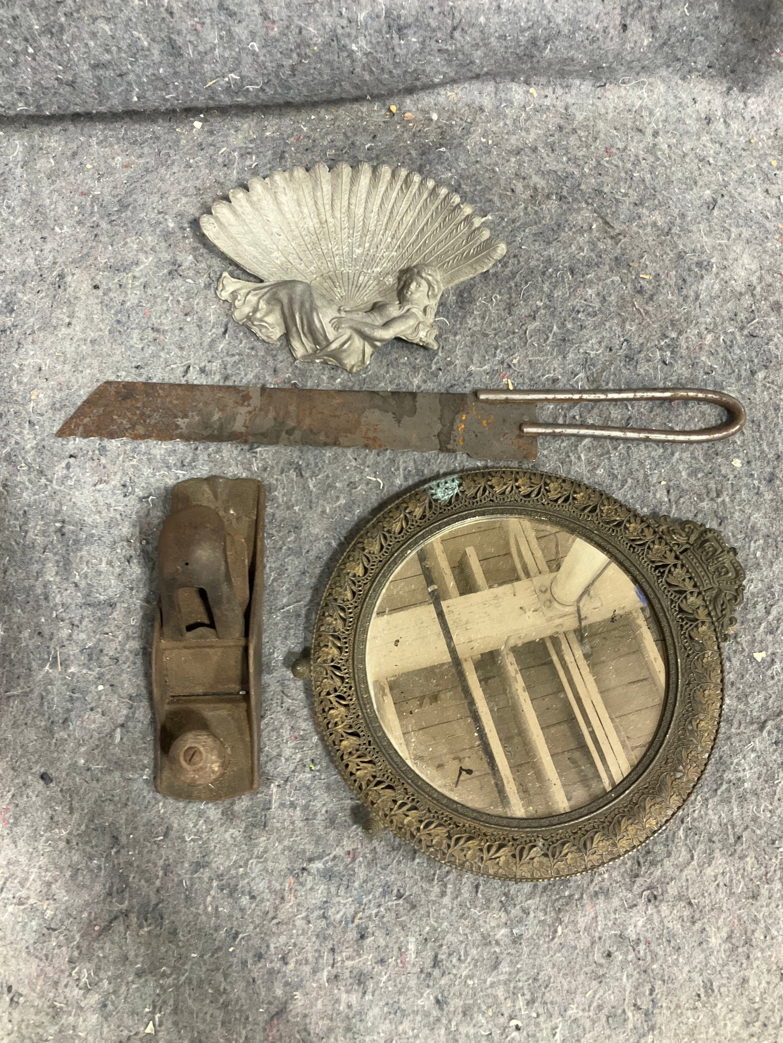 Vintage plane, cast metal trinket dish, and more (1 of 1)