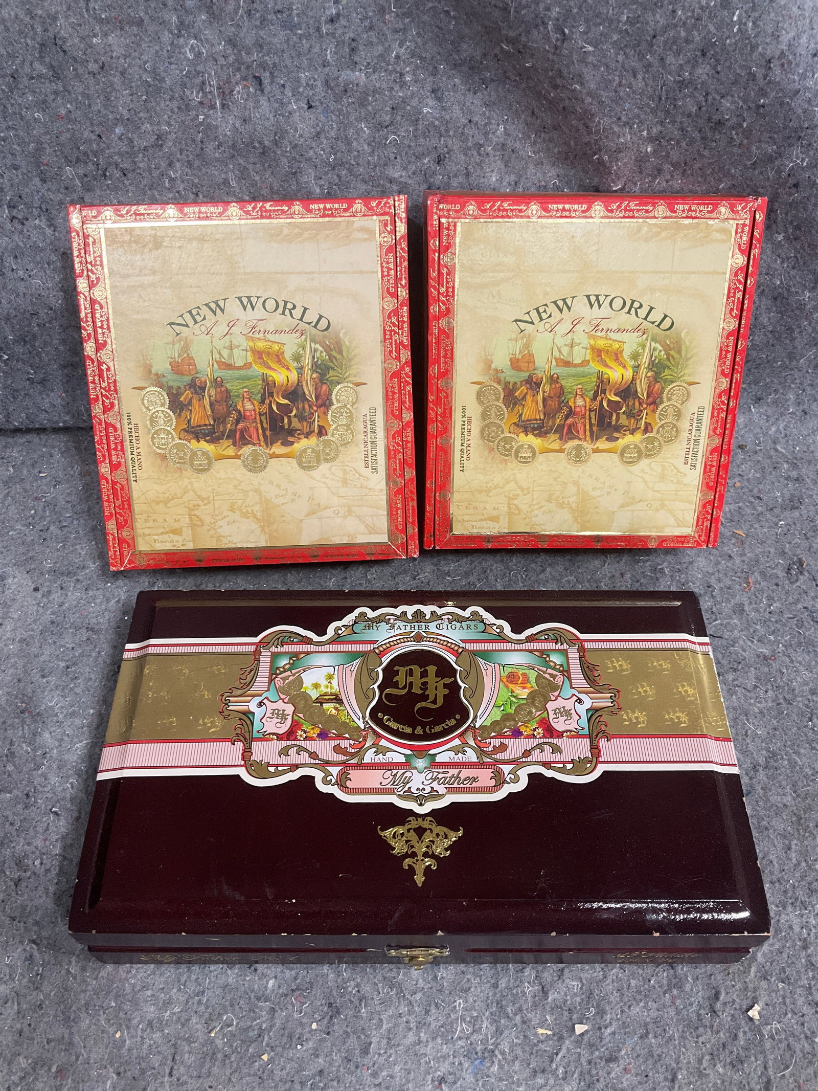 Vintage cigar boxes (1 of 1)