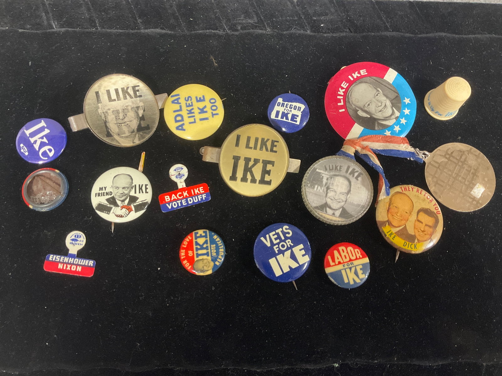 Political pins and more: Political pins and more