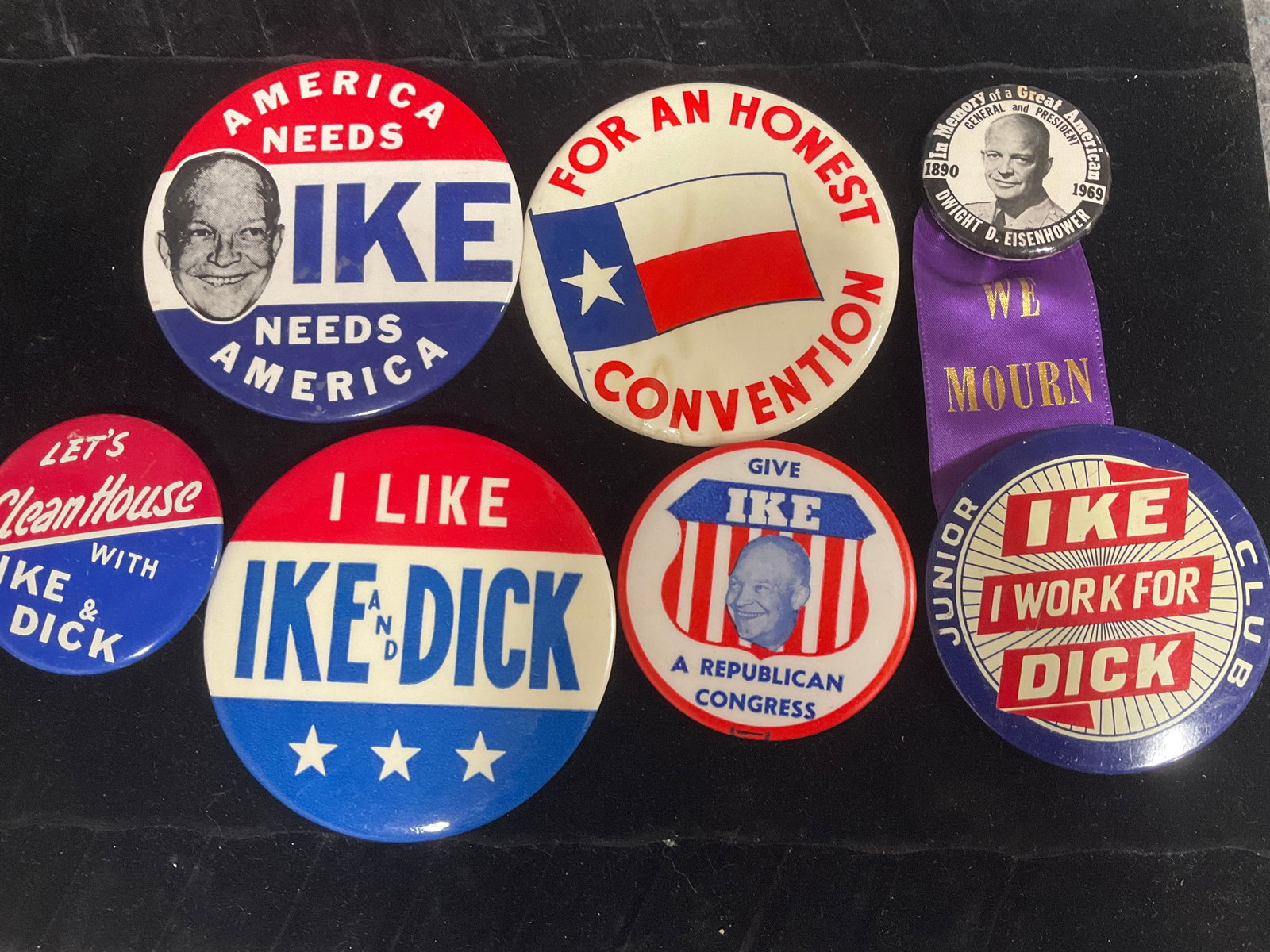 Vintage political pins: Vintage political pins