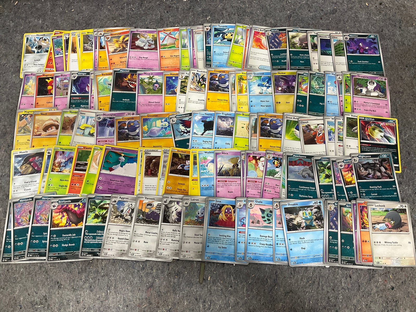 Various Pokemon cards: Various Pokemon cards
