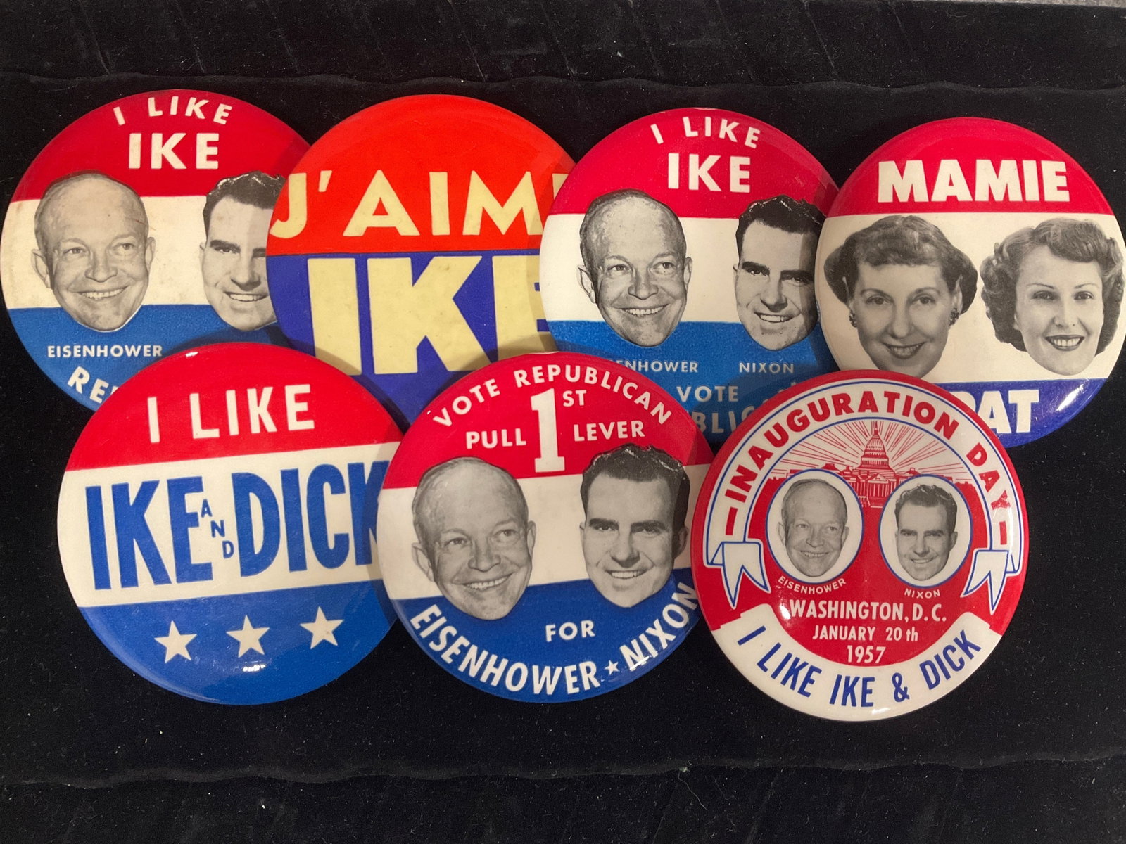 Vintage political pins: Vintage political pins