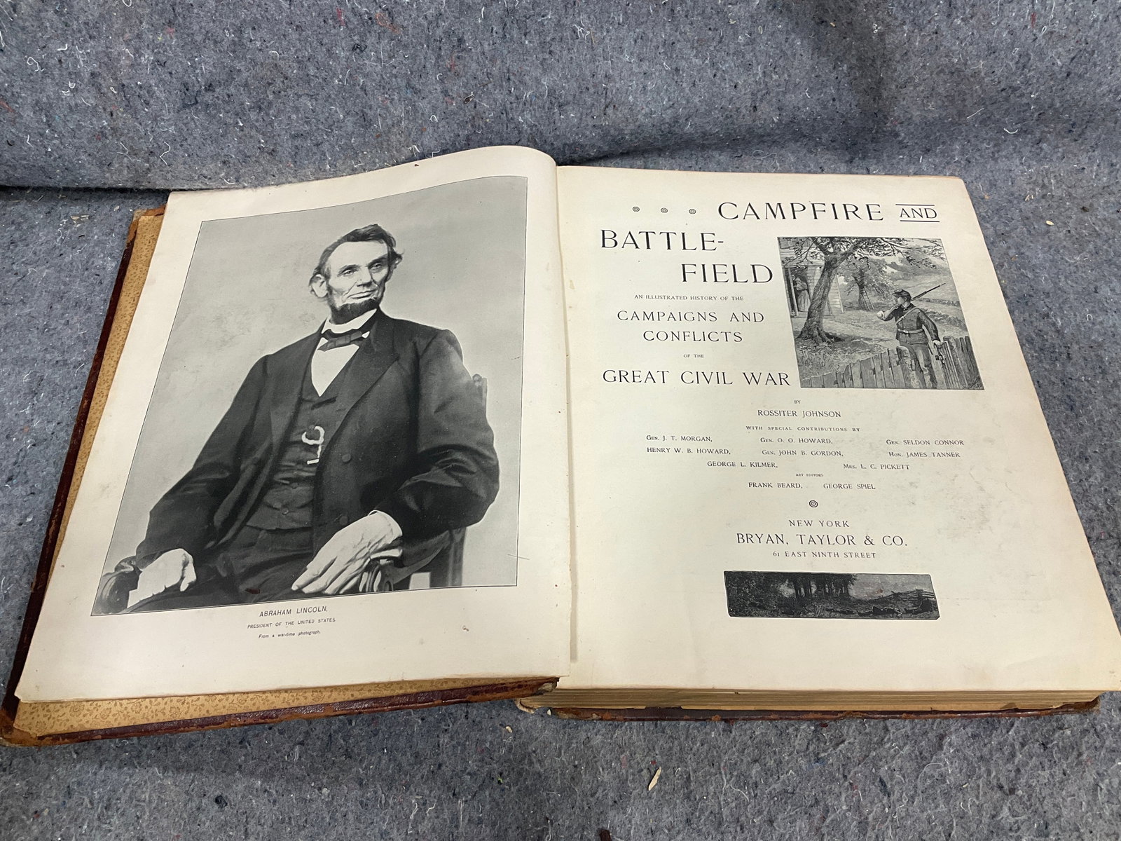 Campfire and Battleield an illustrated history of the Civil War hardcover book(binding damaged) (1 of 1)