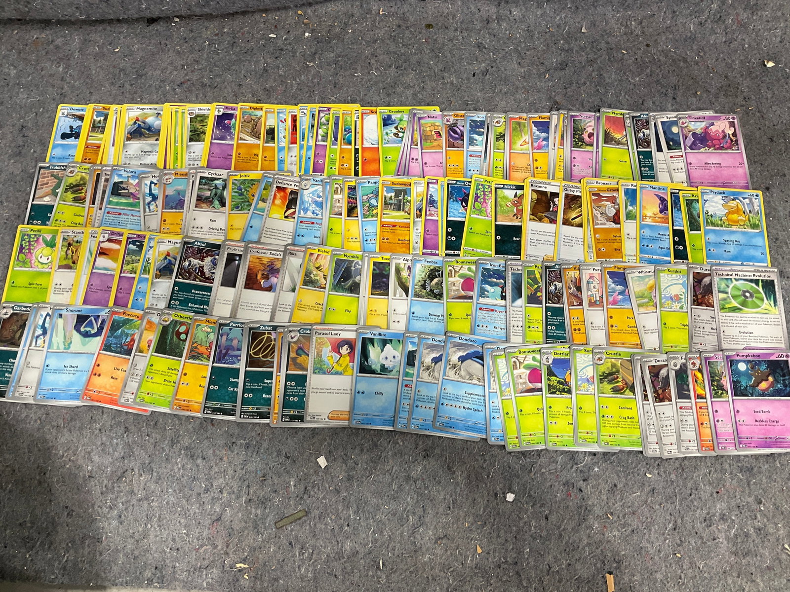 Various Pokemon cards: Various Pokemon cards