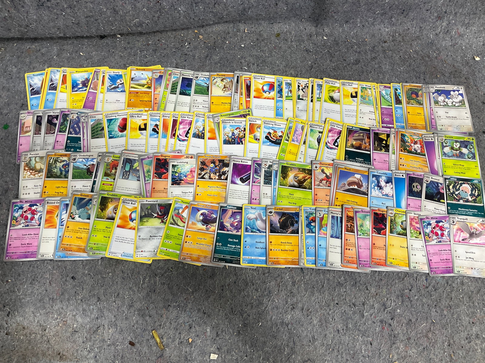 Various Pokemon cards: Various Pokemon cards