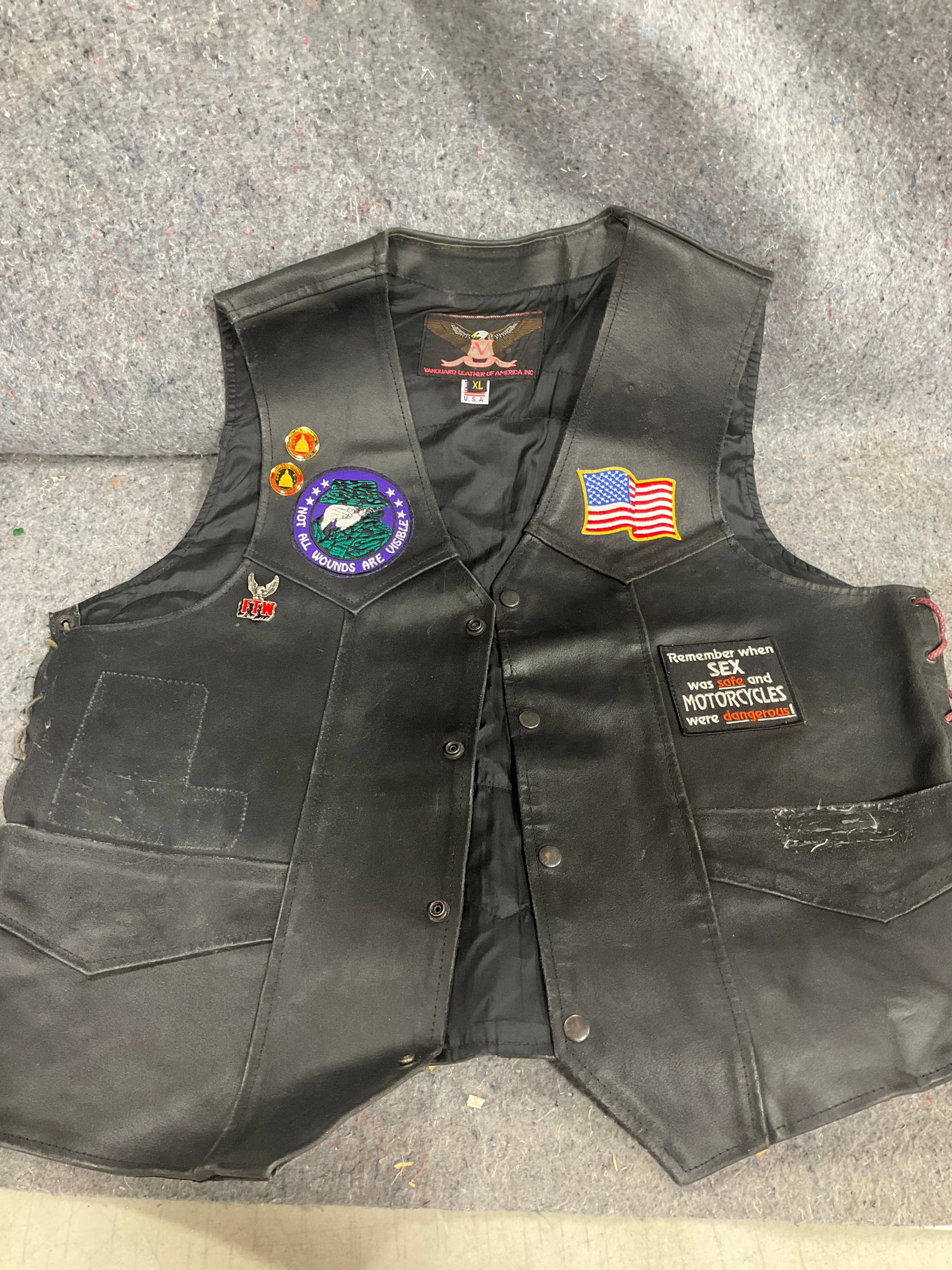 VanGuard leather of America leather jacket(XL): VanGuard leather of America leather jacket(XL)