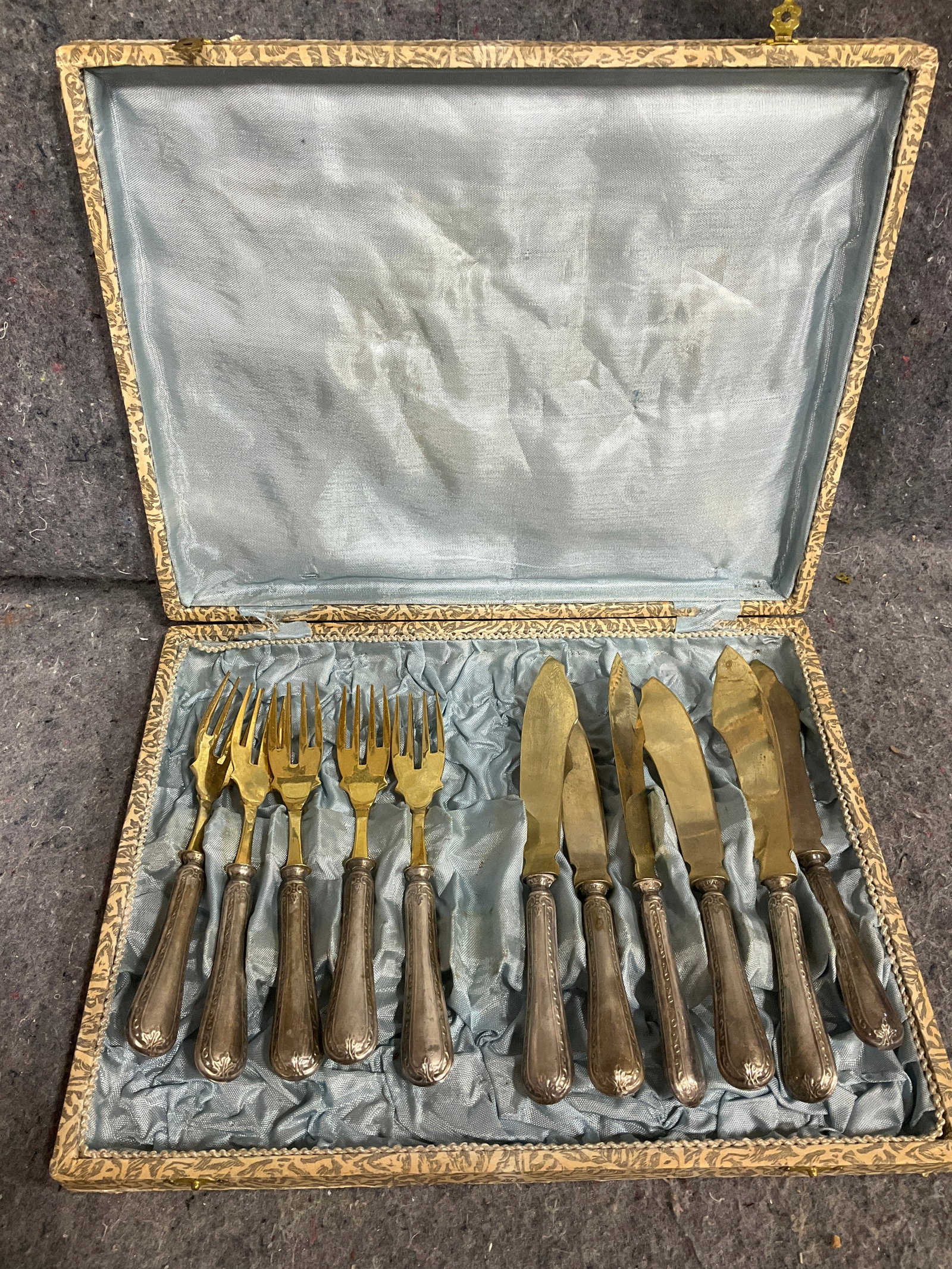 Vintage brass and silver utensils (1 of 1)