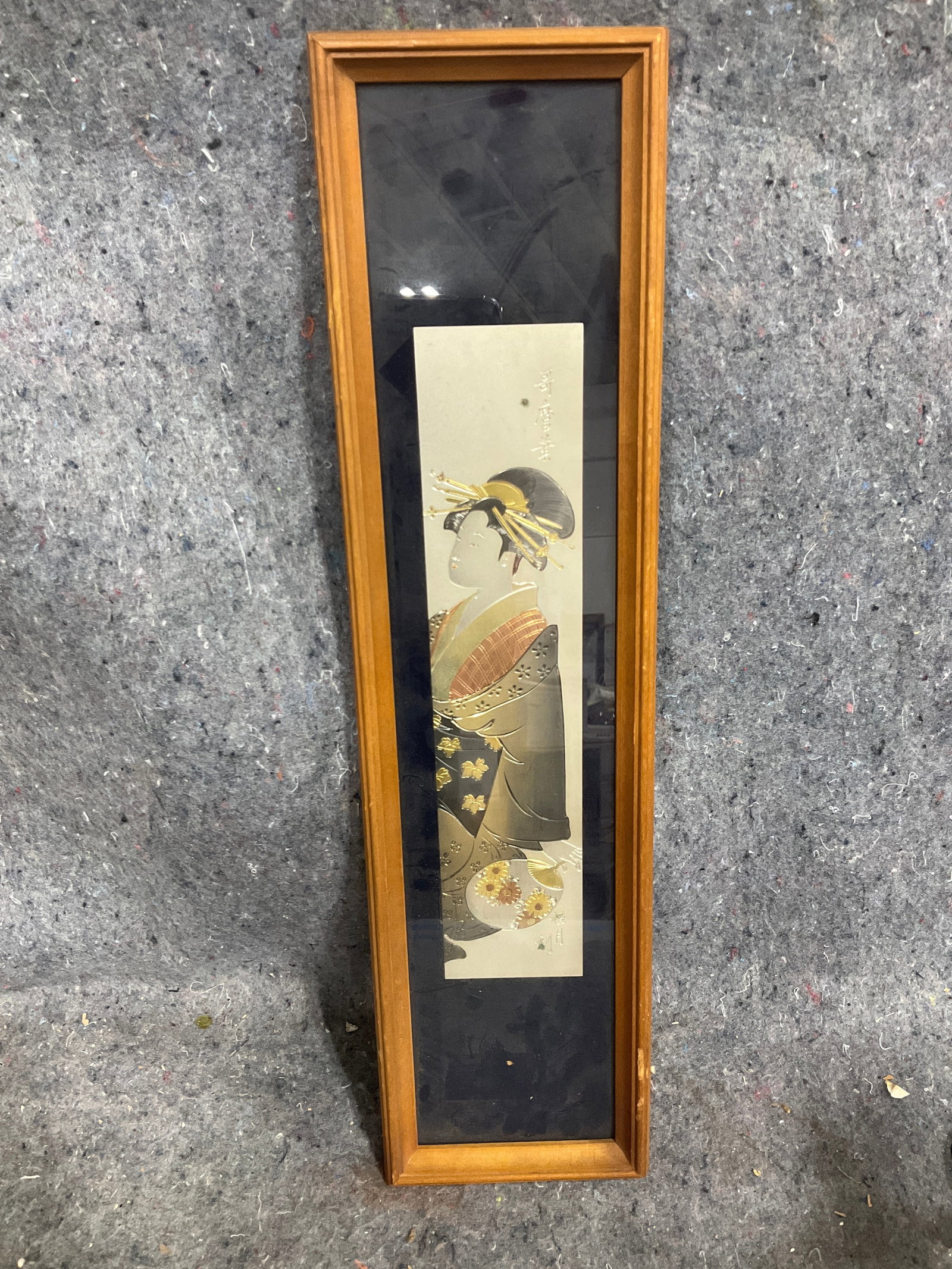 Vintage framed japanese woodblock pillar print(4.5inx18in): Vintage framed japanese woodblock pillar print(4.5inx18in)