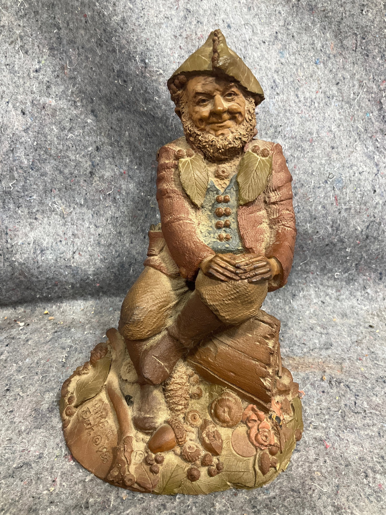 Vintage 1986 Tom Clark Hyke II Figurine (11in Tall): Vintage 1986 Tom Clark Hyke II Figurine (11in Tall)