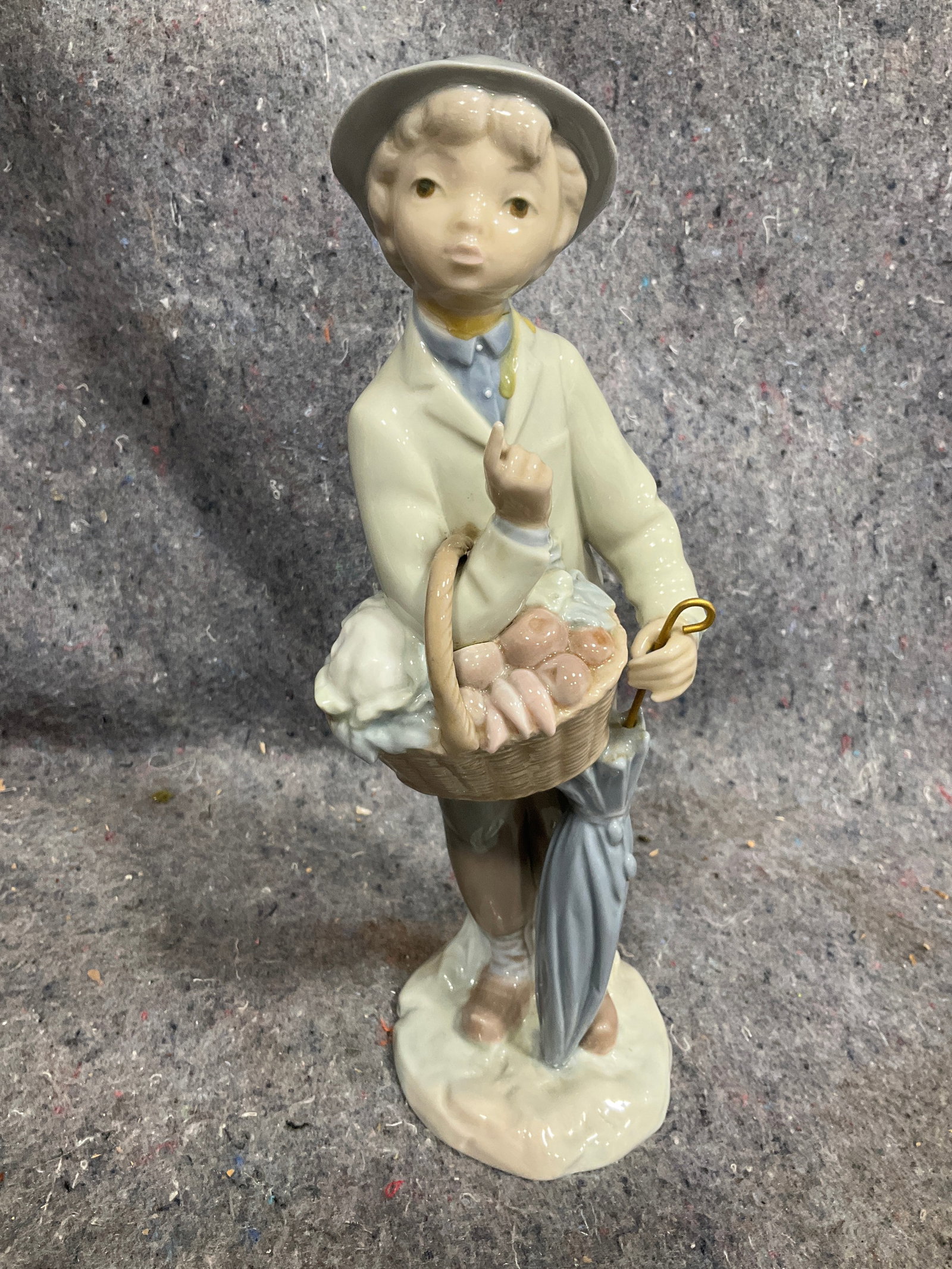 Lladro Ceramic Figure (10in Tall) (1 of 1)