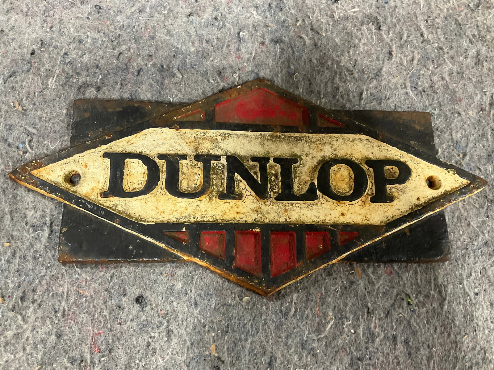 Vintage Cast Iron Dunlop Sign (4.5inx9.5in) (1 of 1)