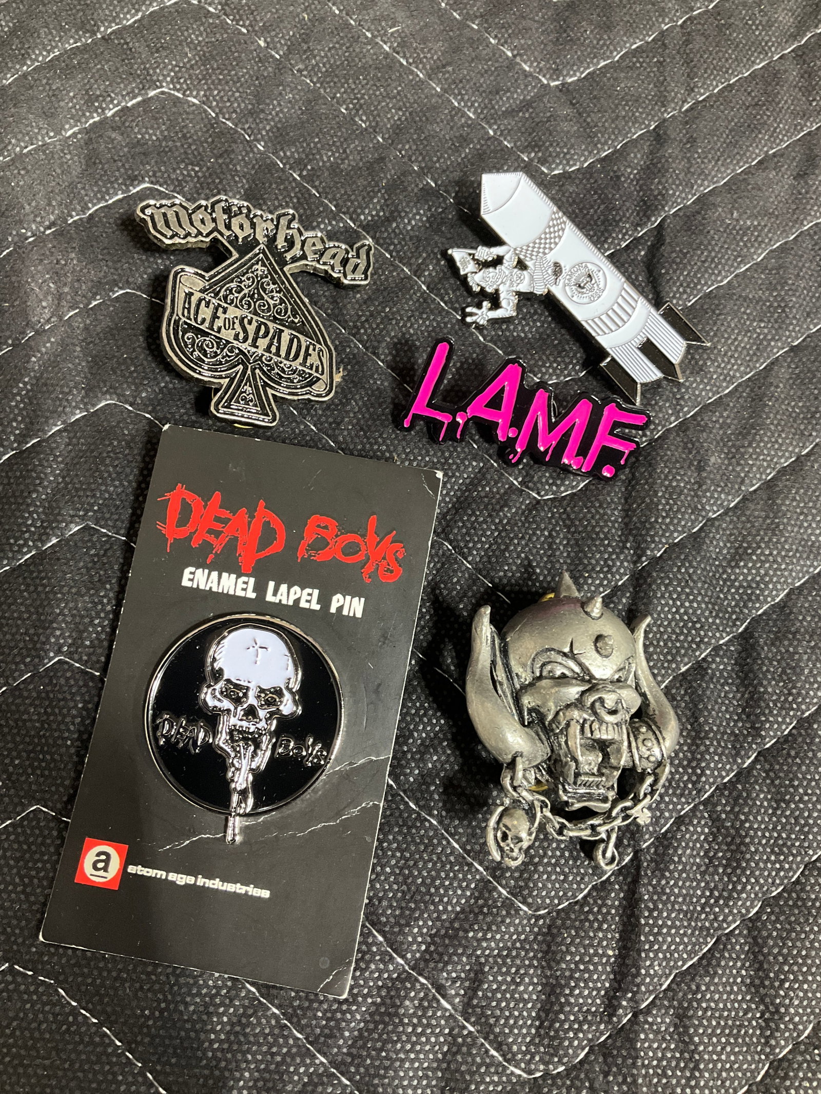 Vintage rock pins: Vintage rock pins