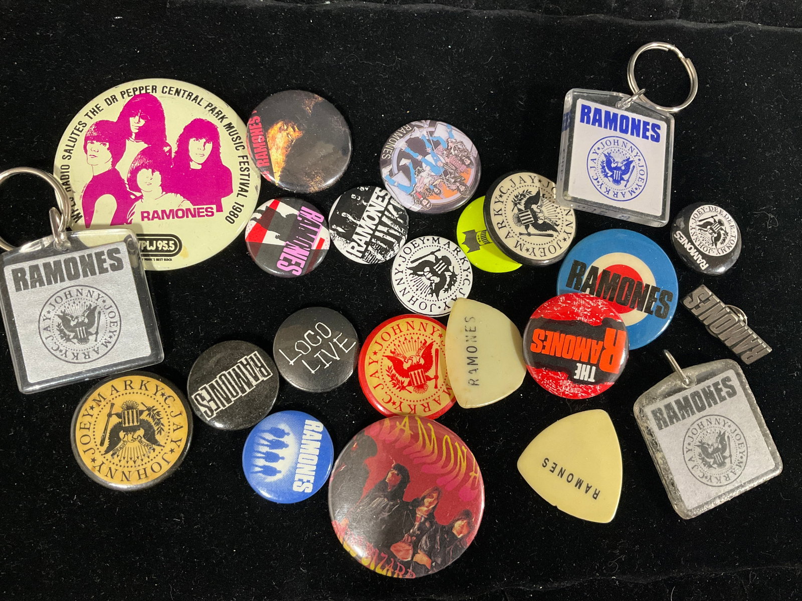 Vintage Ramones pins, keychains, and more: Vintage Ramones pins, keychains, and more