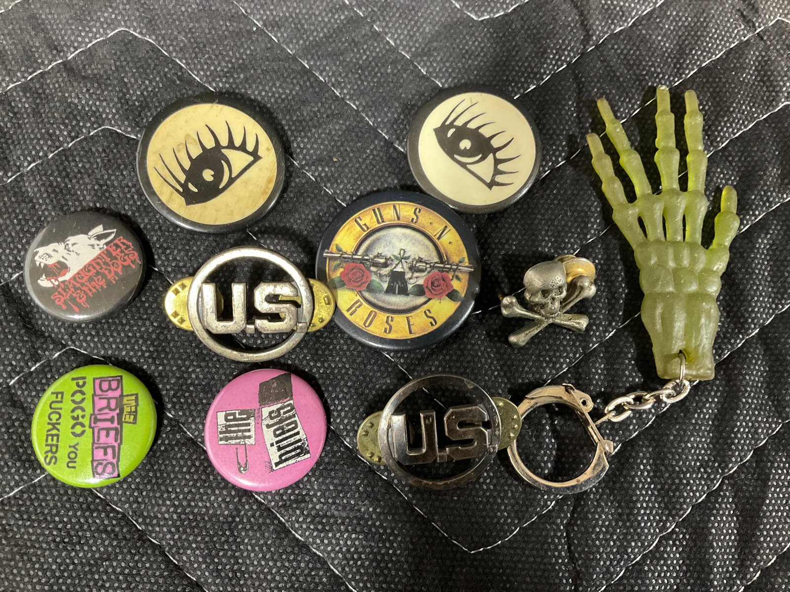 Vintage rock pins and more: Vintage rock pins and more