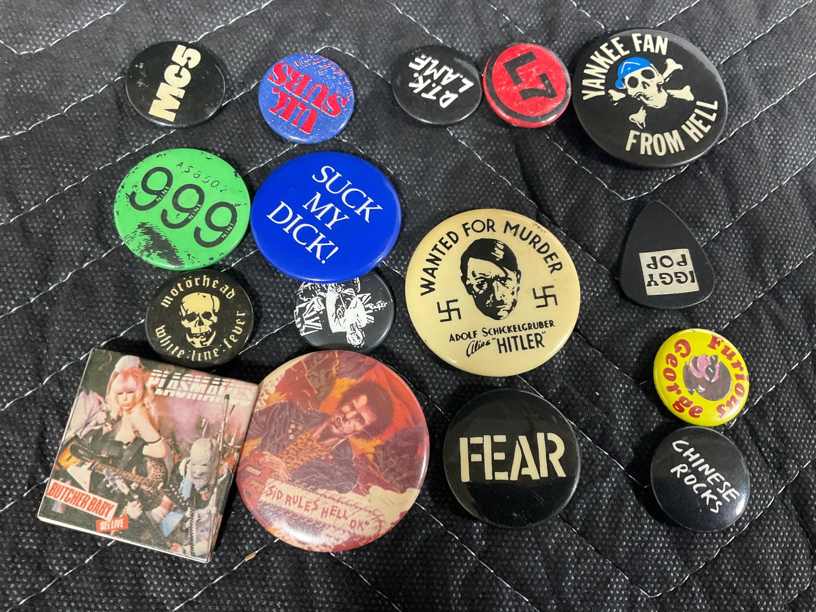 Vintage pins (1 of 1)