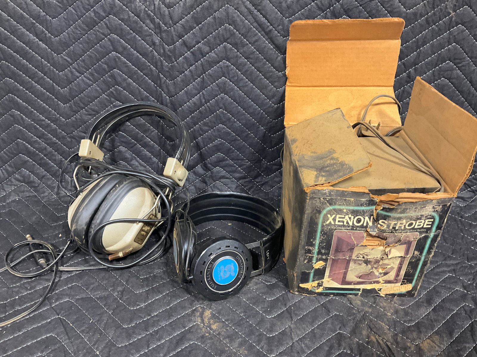 Xenon Strobe Light, Vintage Headsets, and more (1 of 1)