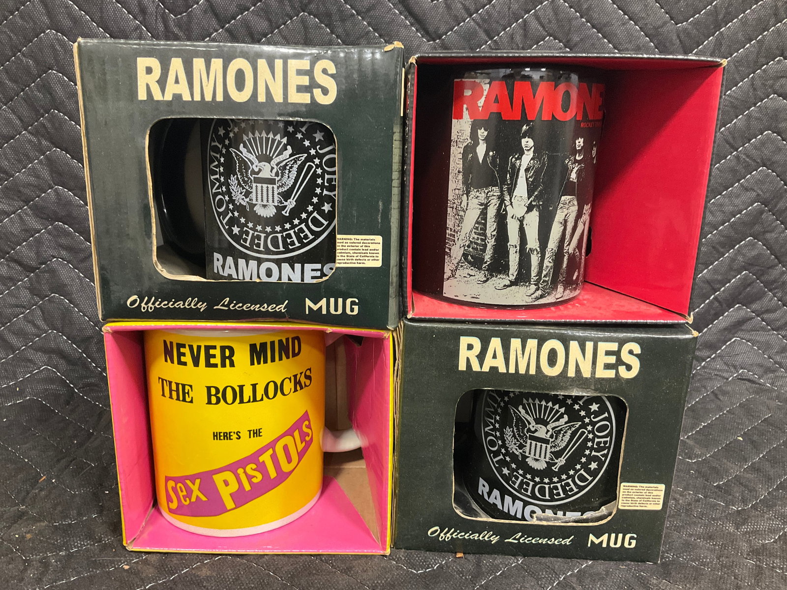 Various Mugs - Ramones and more *new in boxes*: Various Mugs - Ramones and more *new in boxes*