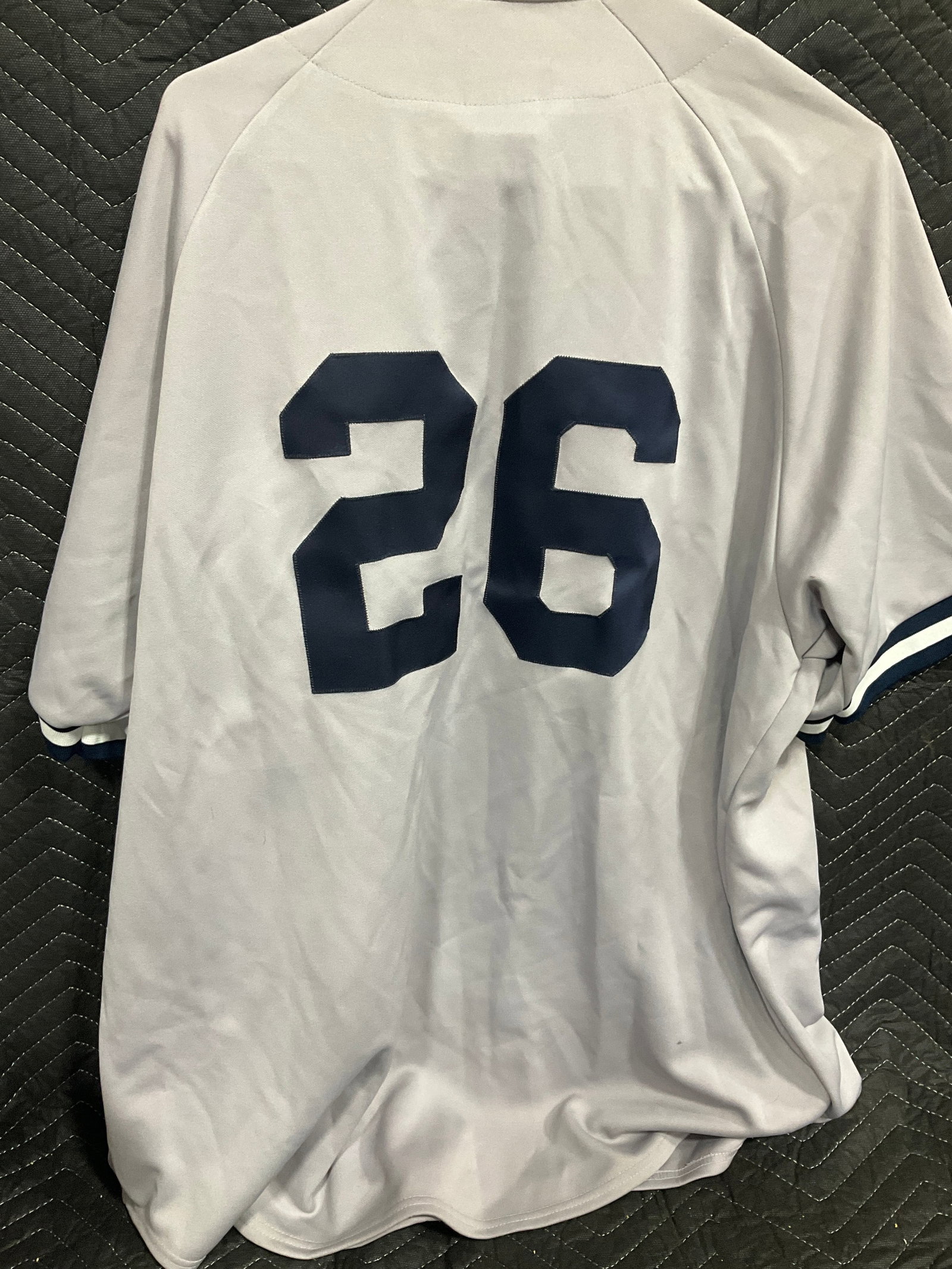 #26 NY Yankees Sports Jerset (Size: XXL): #26 NY Yankees Sports Jerset (Size: XXL)