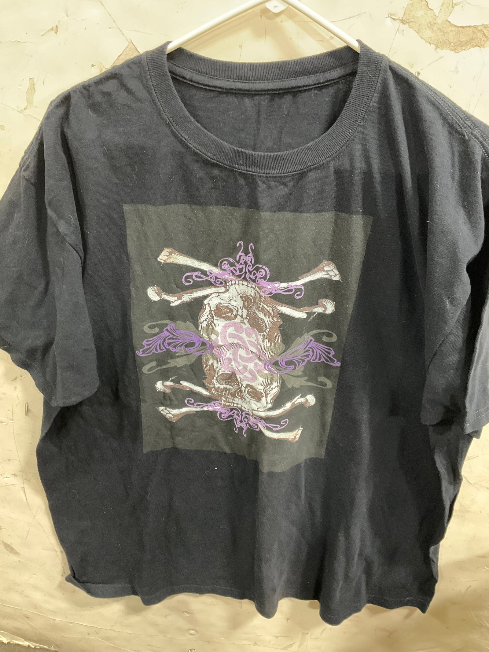 Skull Tshirt (no size): Skull Tshirt (no size)