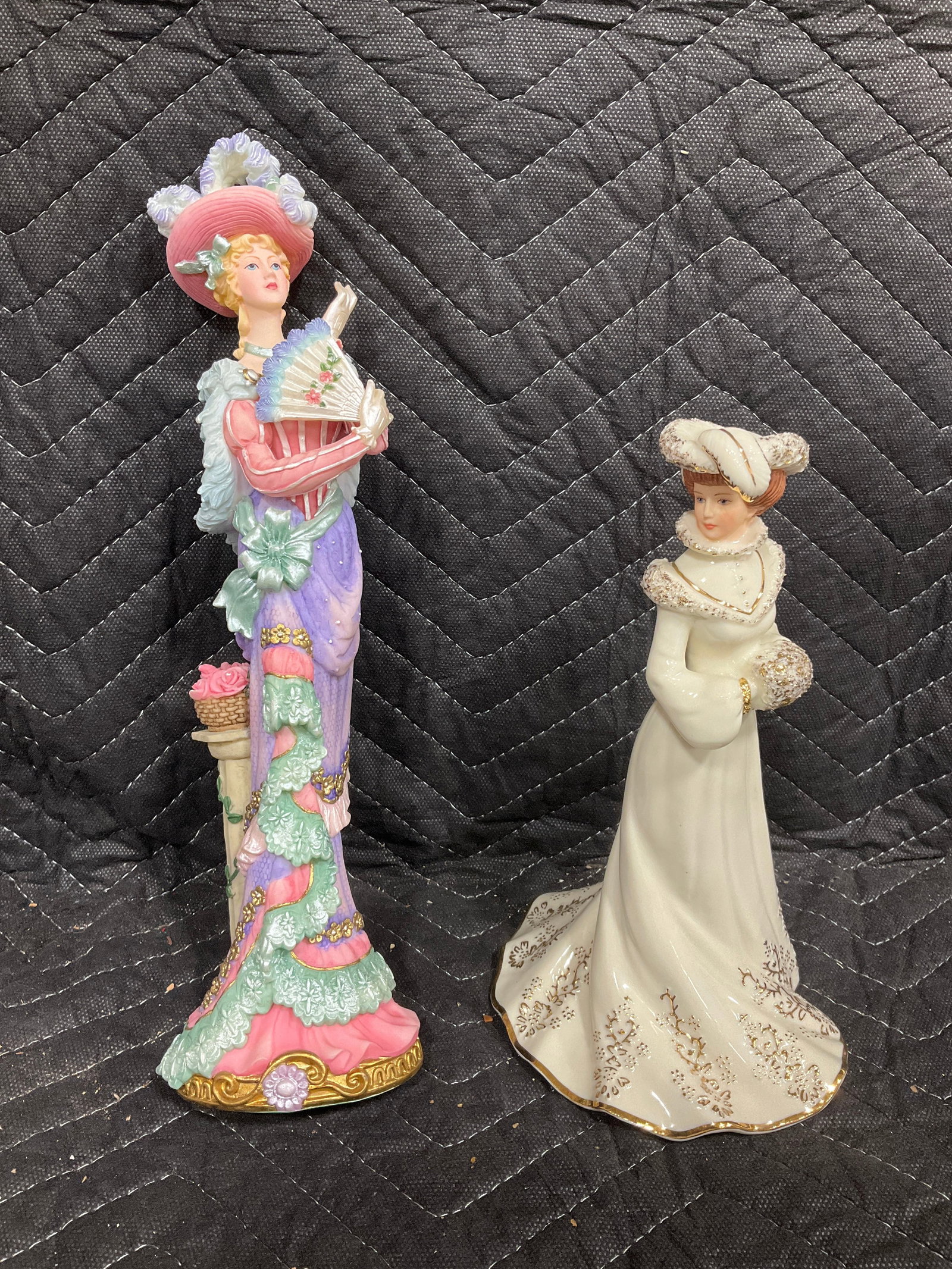 Lenox statue and vase(10.5in tallest) (1 of 1)