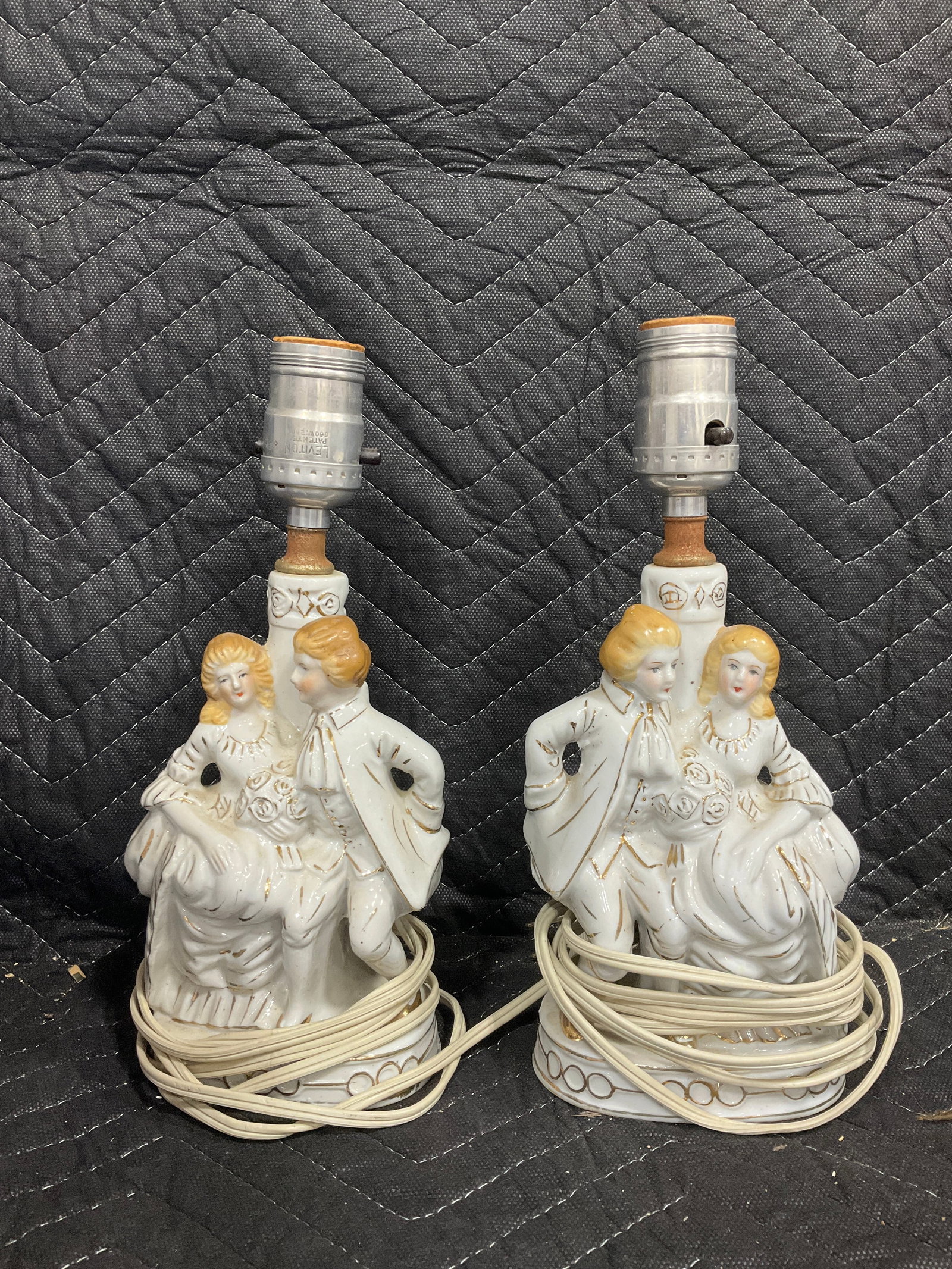 Vintage porcelain table lamps(12.in tall) (1 of 1)