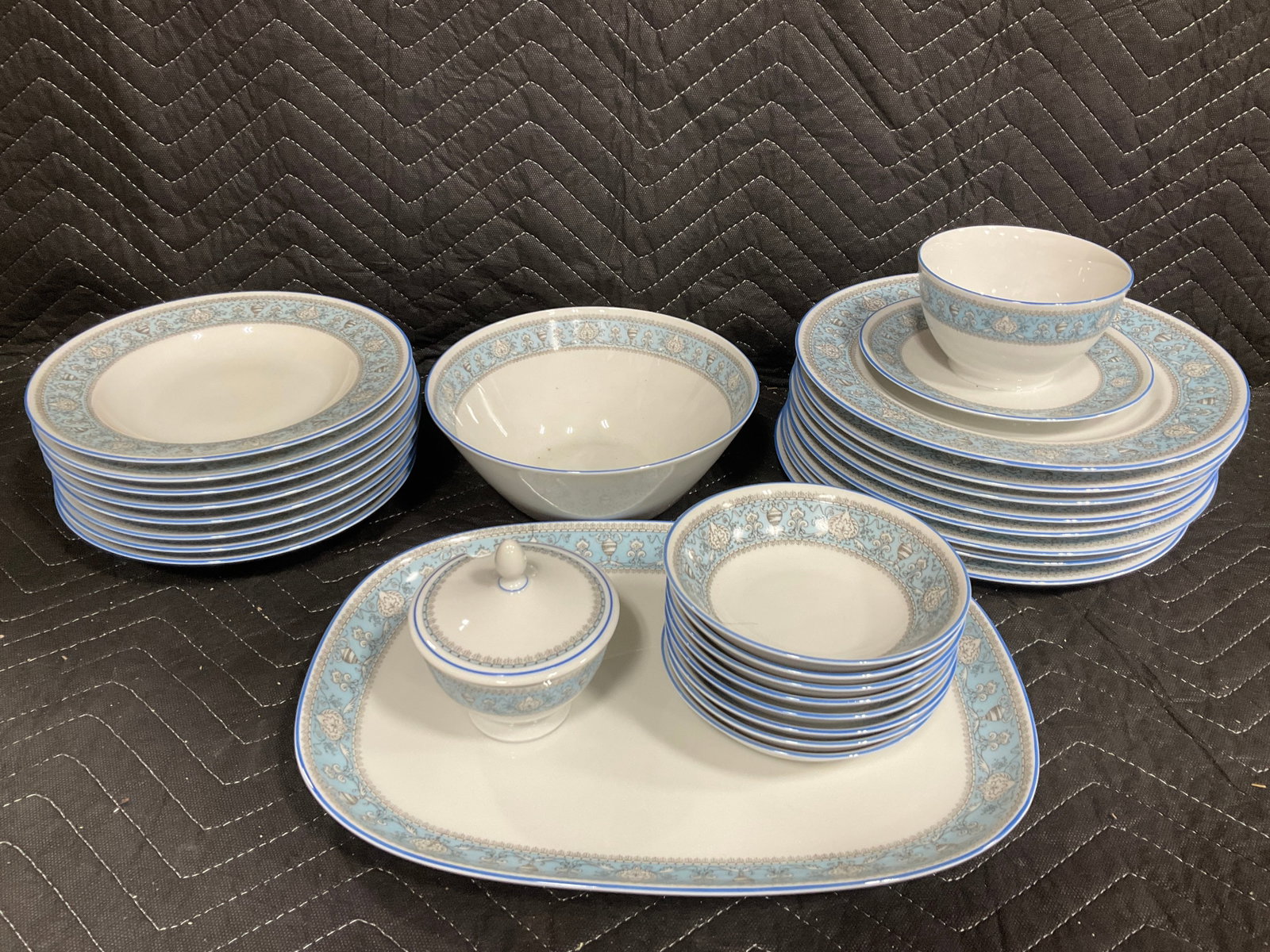 Franconia Krautheim Pompeji white fine china set: Franconia Krautheim Pompeji white fine china set