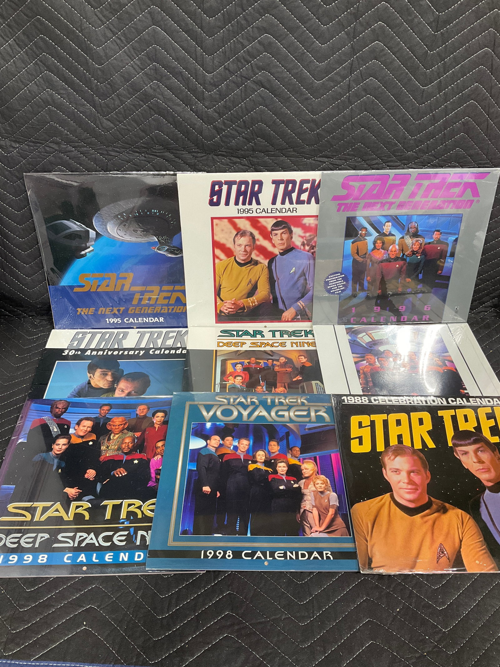 Various Star Trek calendars*sealed* (1 of 1)