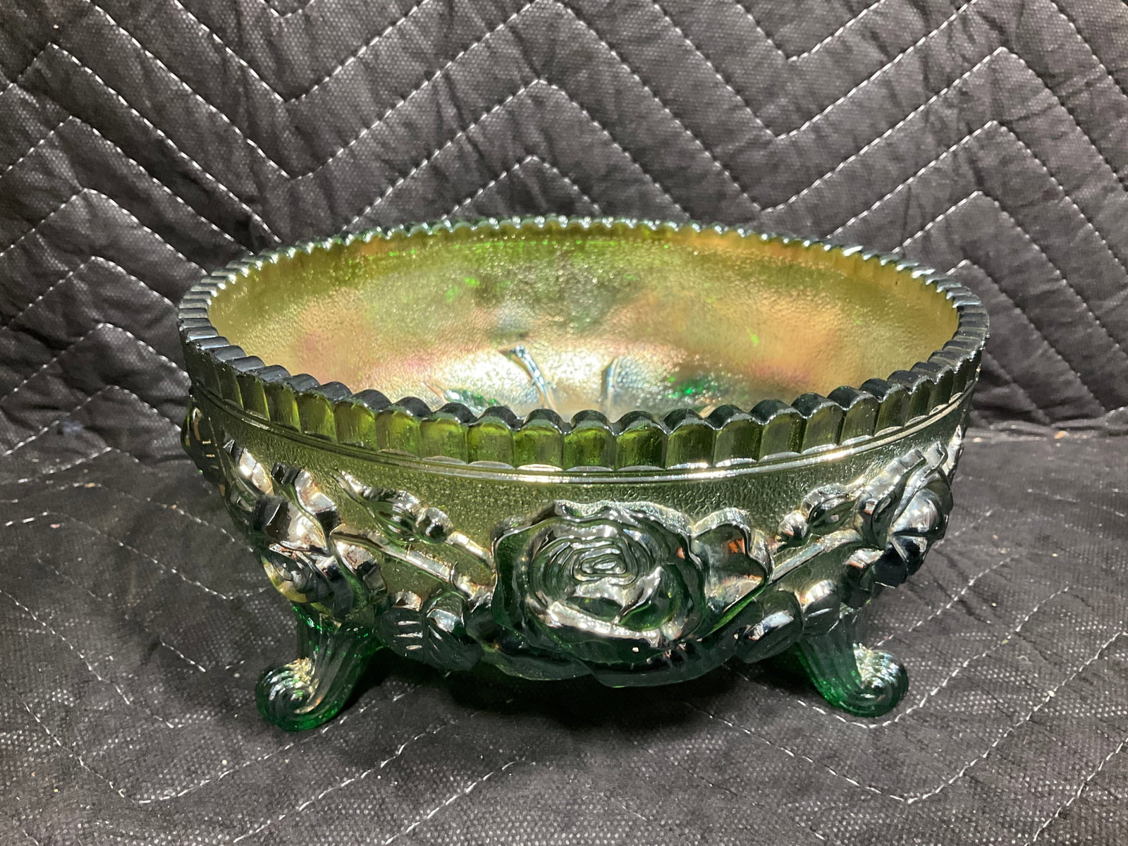Vintage Green Carnival Glass Footed Bowl (4inx7.5in) (1 of 1)