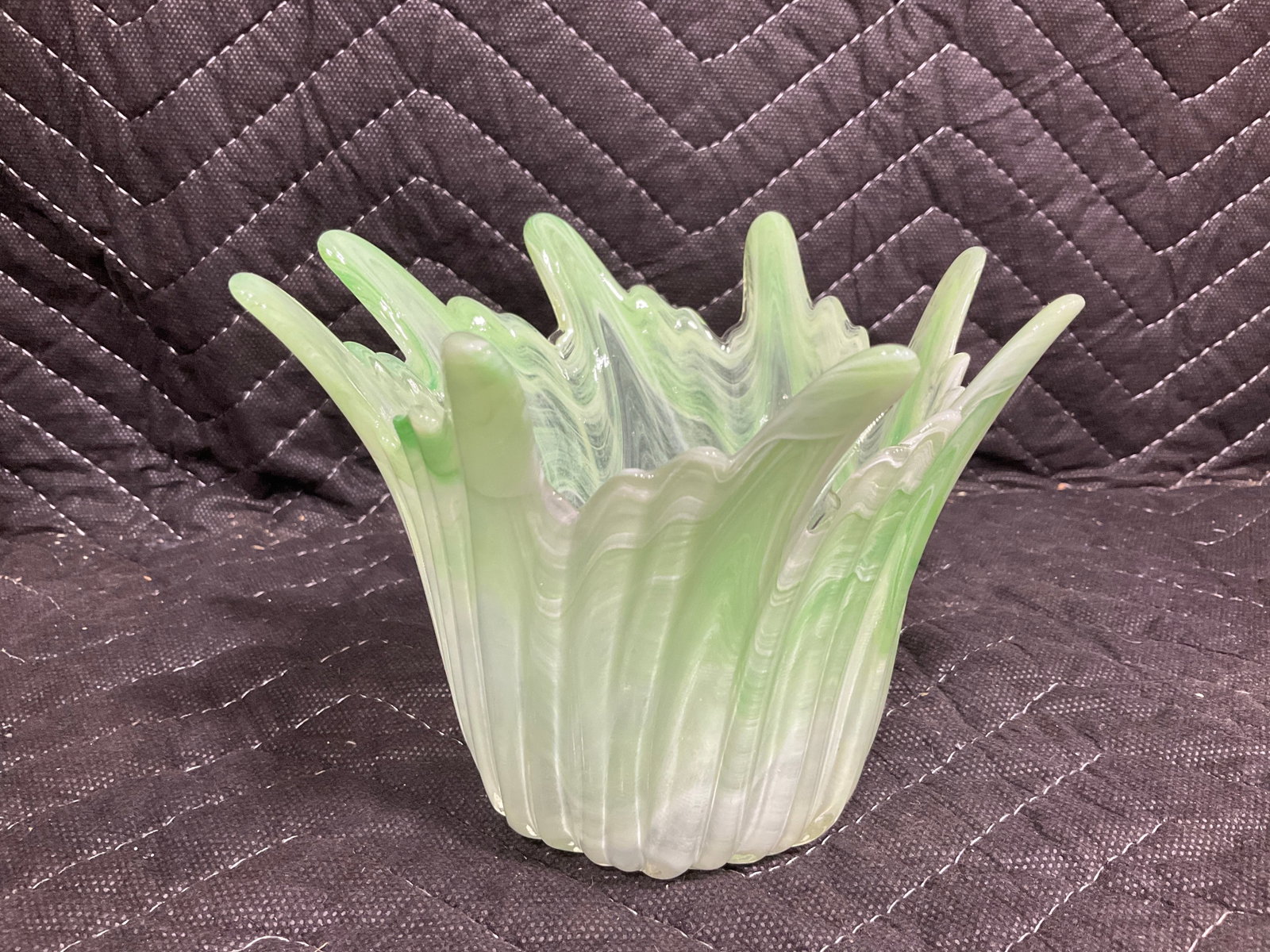 Green Murano Art Glass Votive Holder (4in Tall): Green Murano Art Glass Votive Holder (4in Tall)