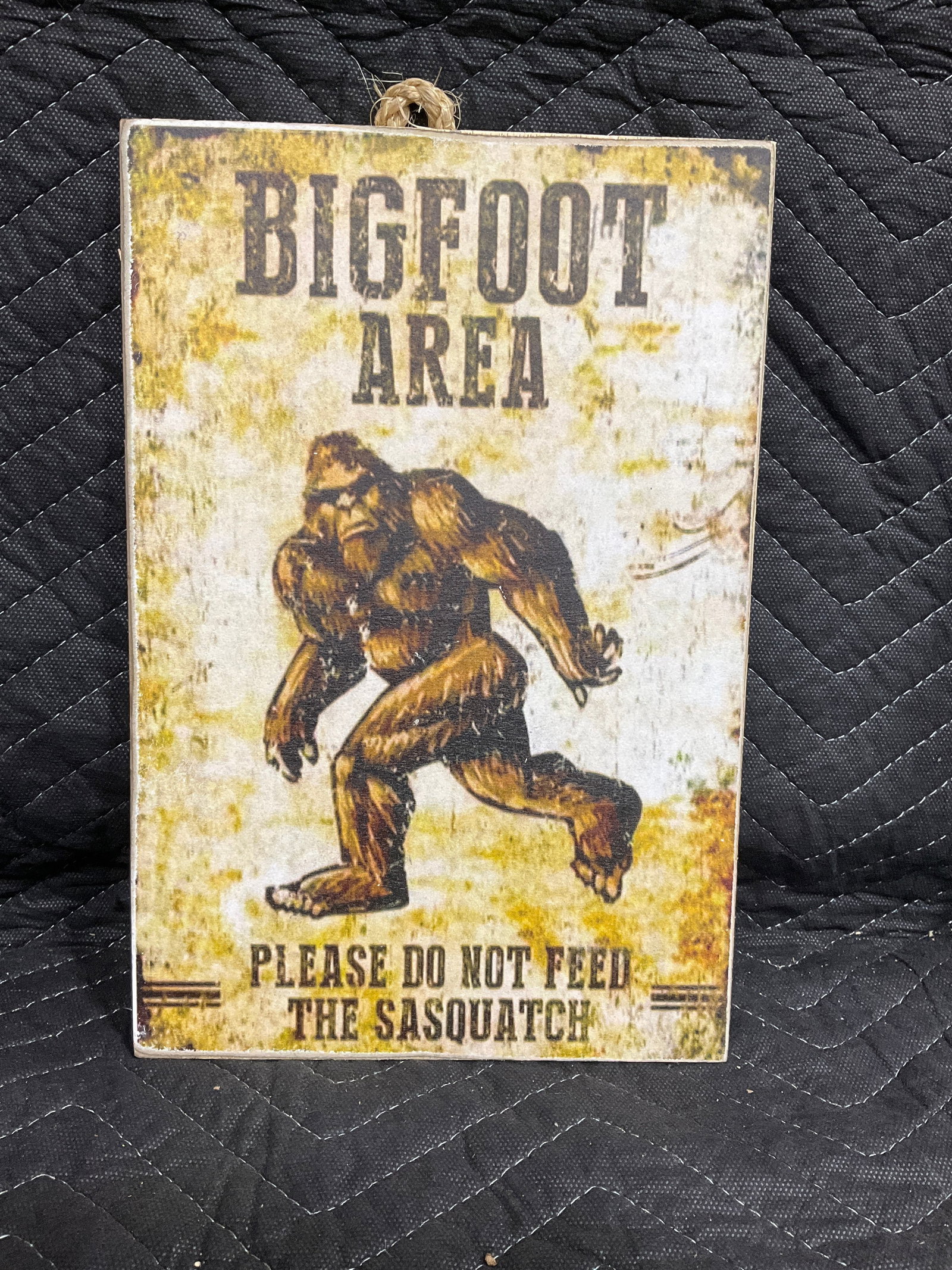 Wooden Bigfoot Area Sign Decor (8inx12in): Wooden Bigfoot Area Sign Decor (8inx12in)