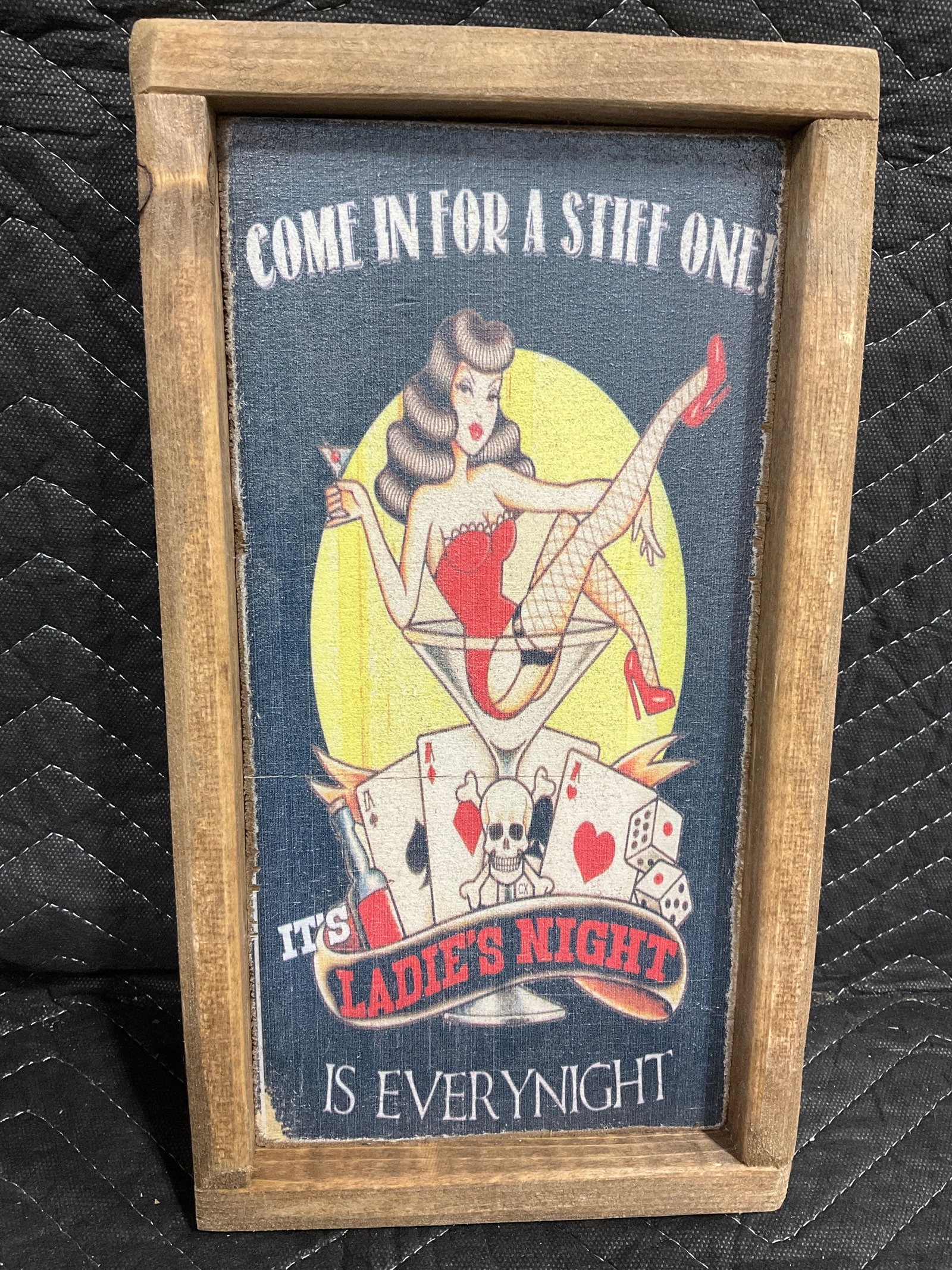 Wooden Pin Up Sign Decor (7inx13in): Wooden Pin Up Sign Decor (7inx13in)