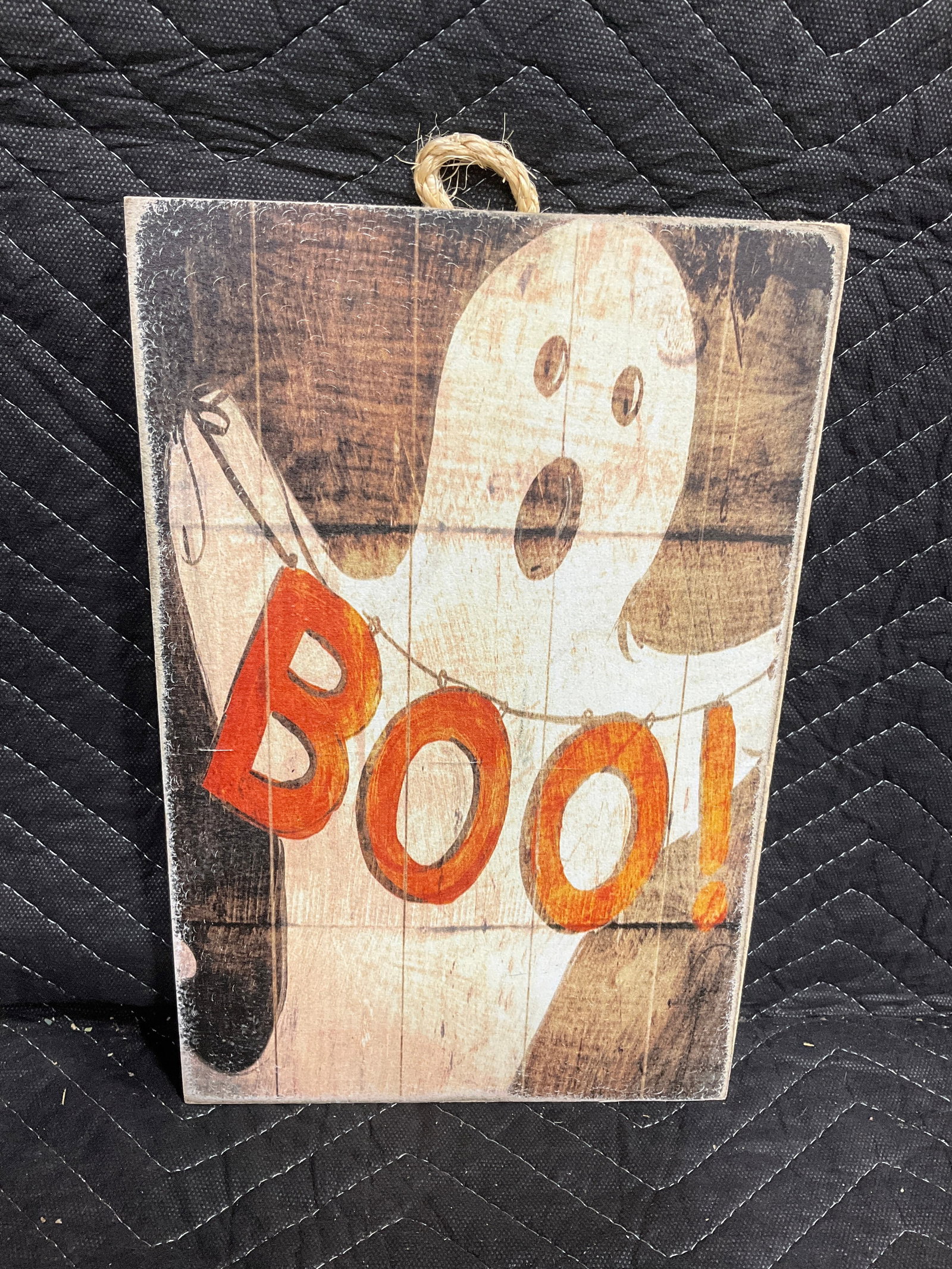 Wooden Boo! Sign Decor (8inx12in): Wooden Boo! Sign Decor (8inx12in)
