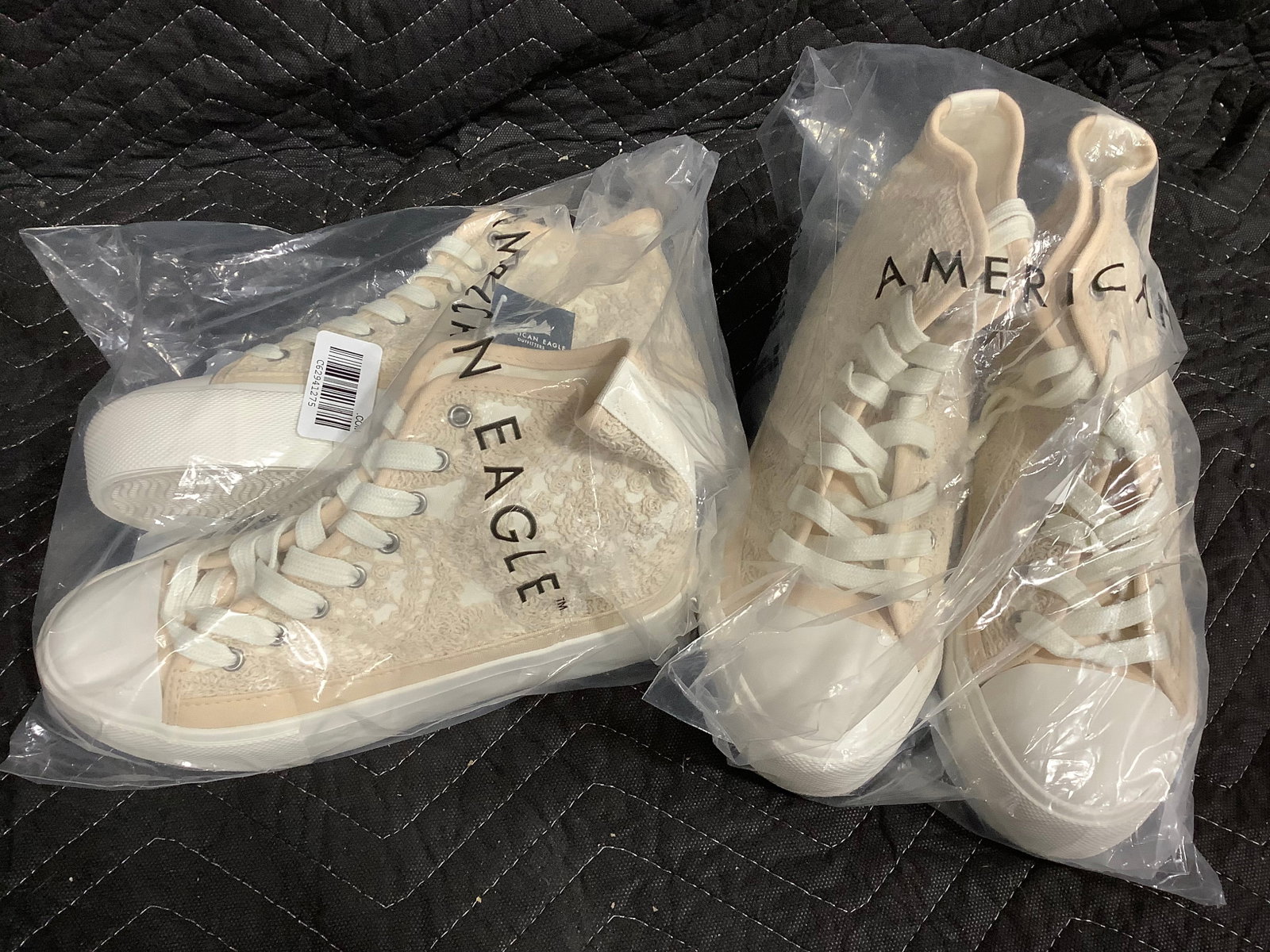 American Eagle sneakers with tags(sizes 6.5, 9): American Eagle sneakers with tags(sizes 6.5, 9)