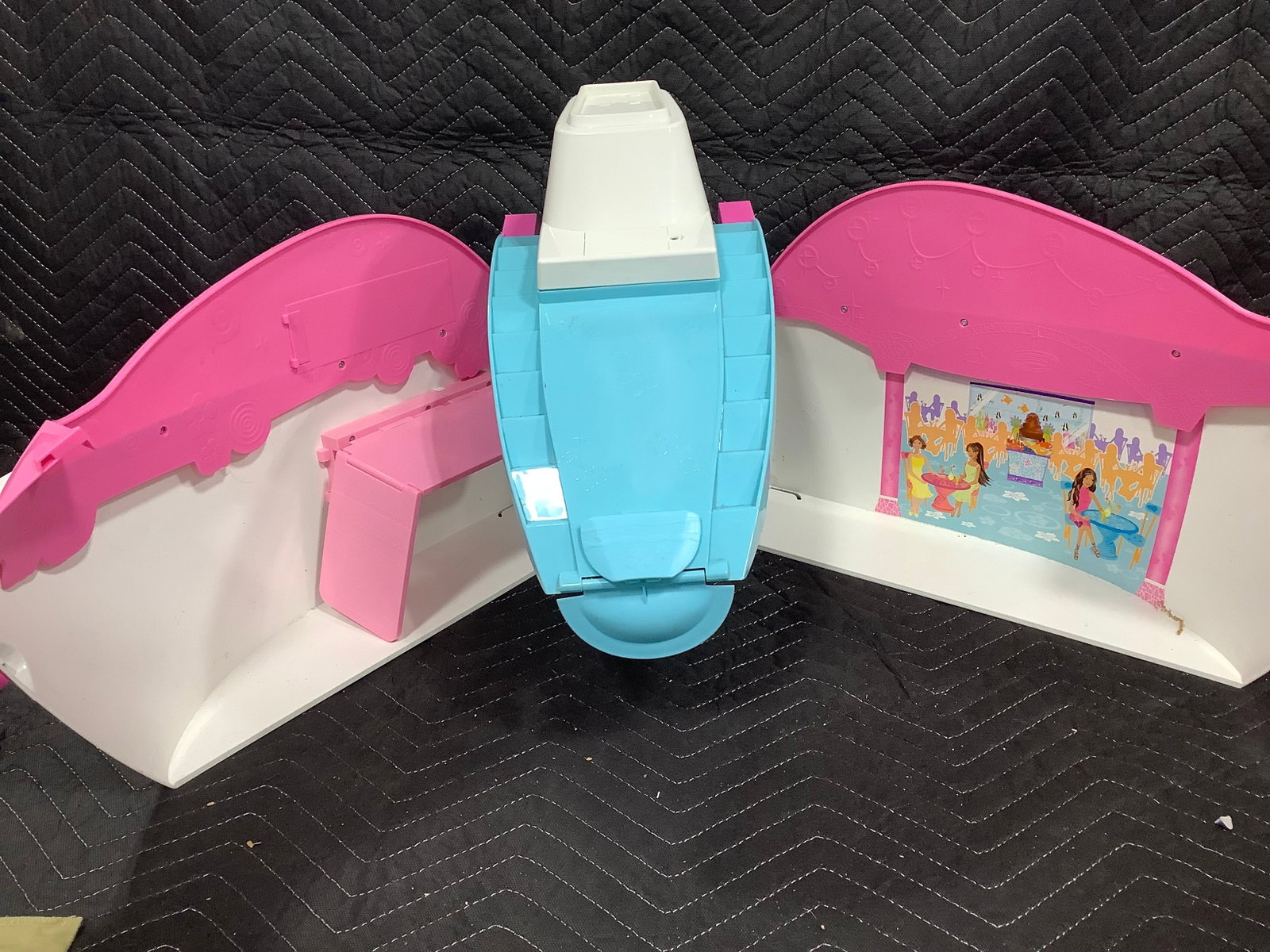 Barbie playset (1 of 1)
