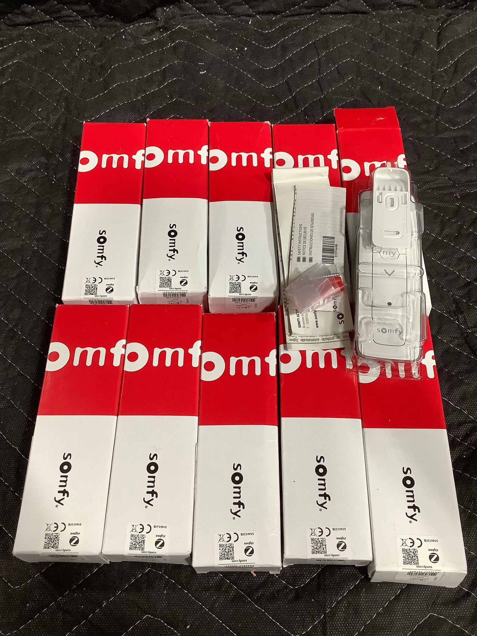 Somfy handheld remote controls for motorized window coverings (1 of 1)