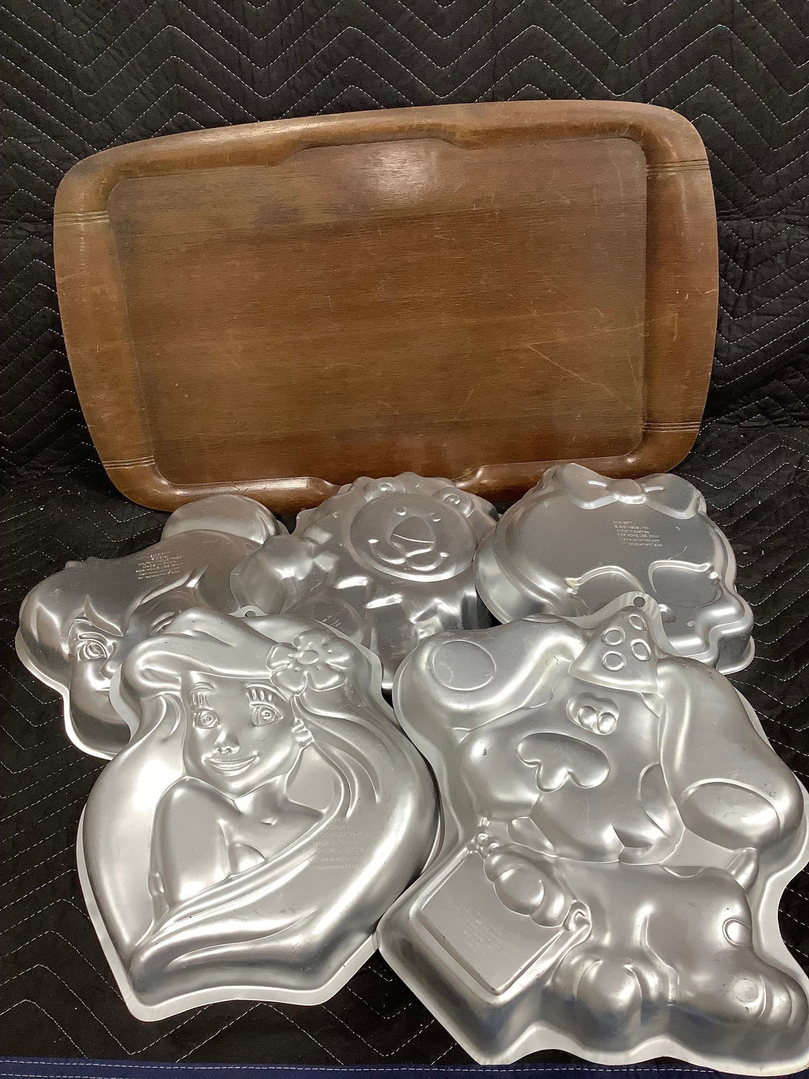 Wilton baking molds and wooden serving tray(16inx26in) (1 of 1)