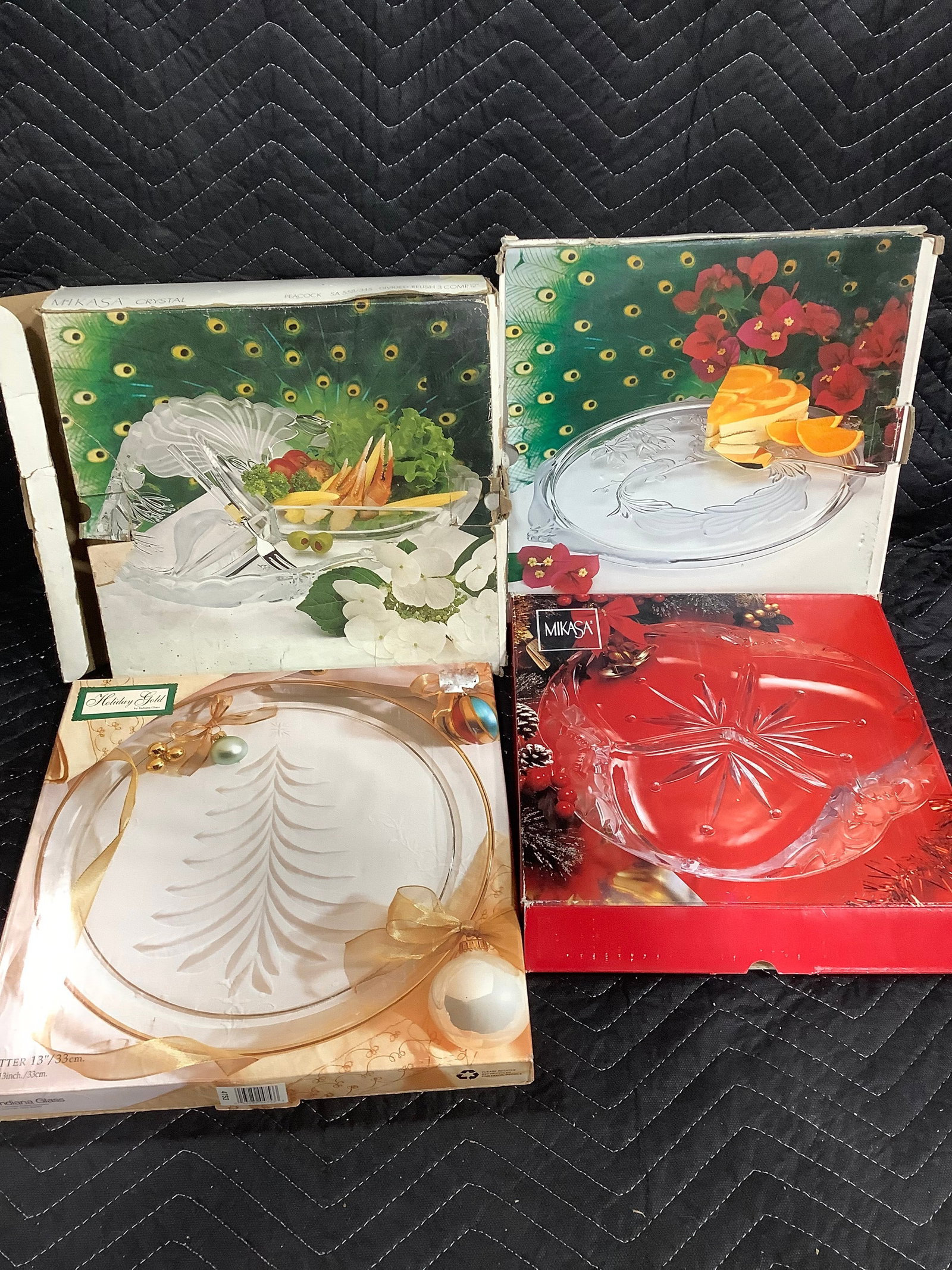 Mikasa crystal divided dish/serving platters and Holiday Gold serving platter (1 of 1)