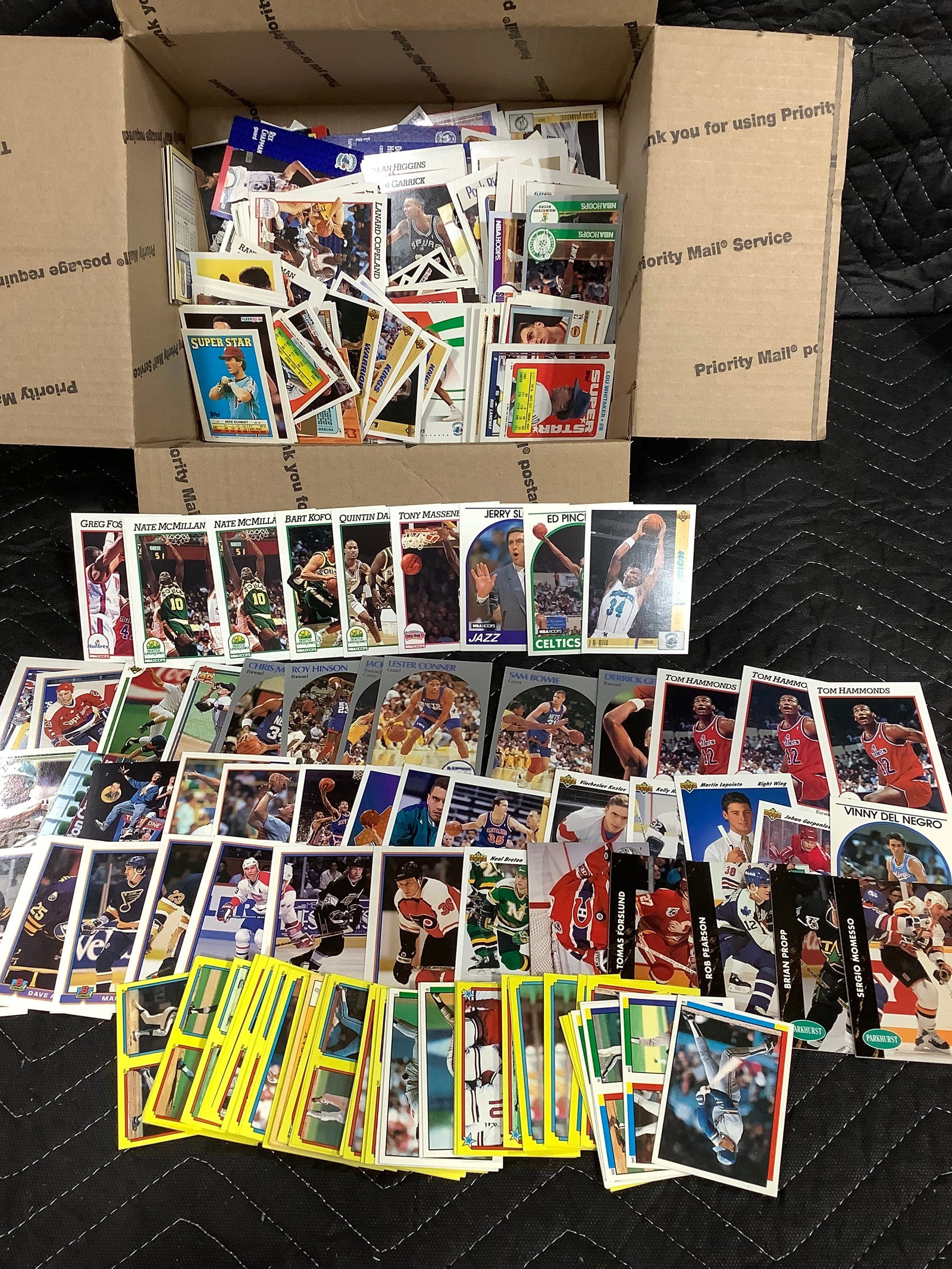Various sports cards: Various sports cards
