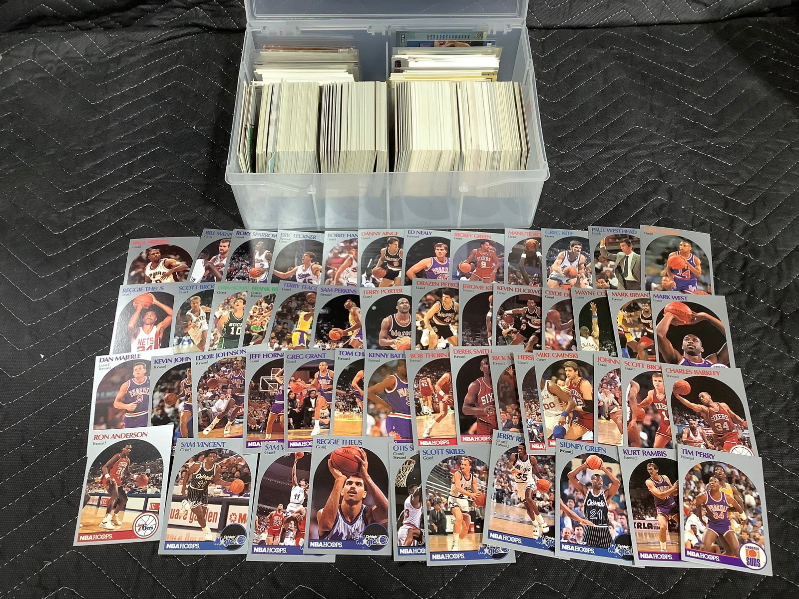 Various sports cards: Various sports cards