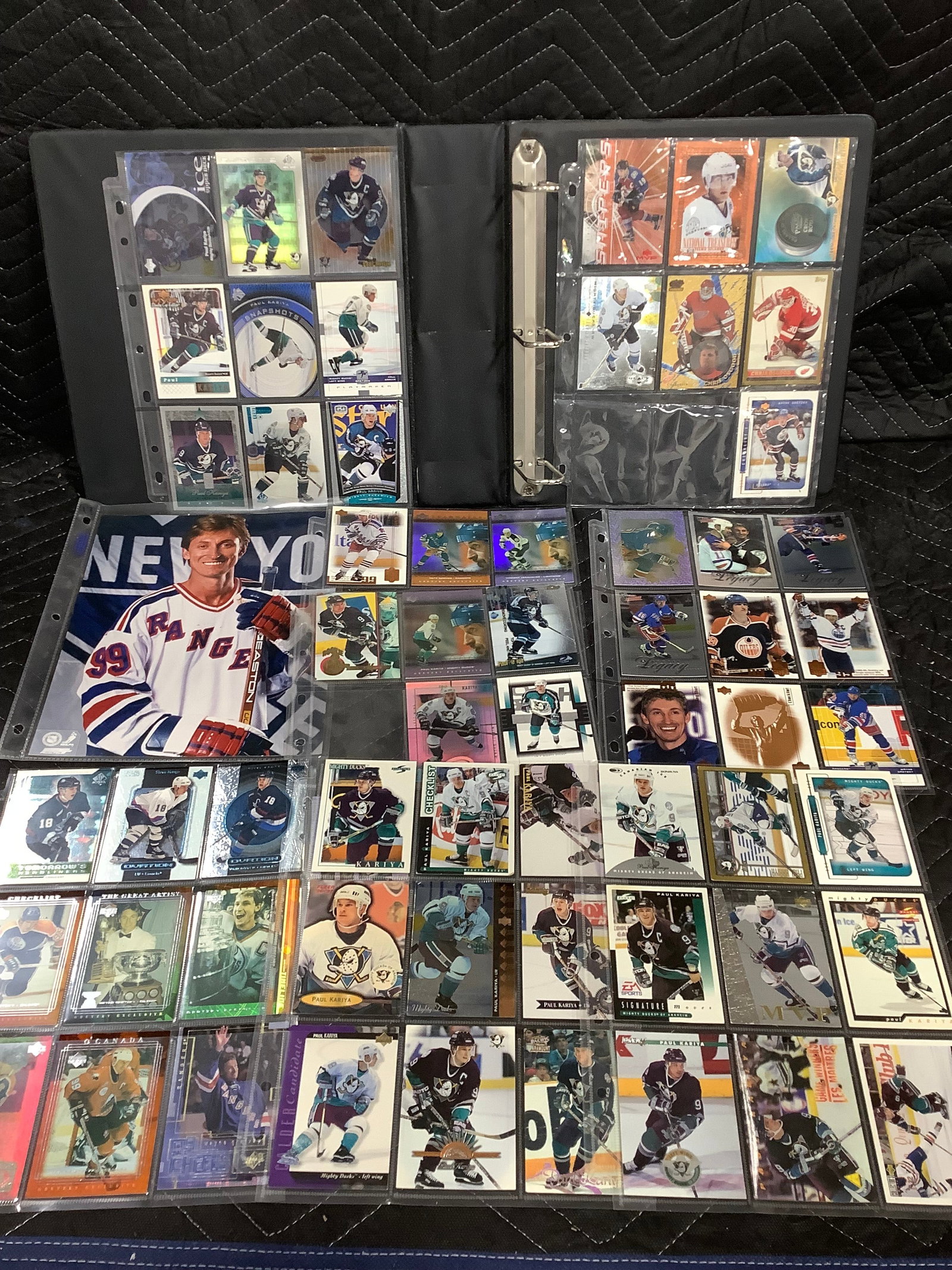Collectible hockey cards and Wayne Gretzky print: Collectible hockey cards and Wayne Gretzky print